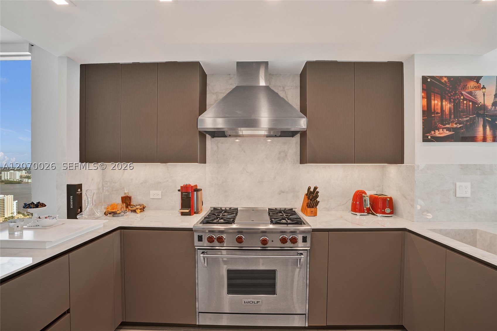 image Acqualina Residences9