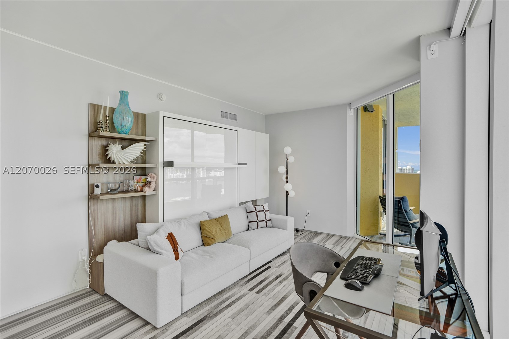 image Acqualina Residences12