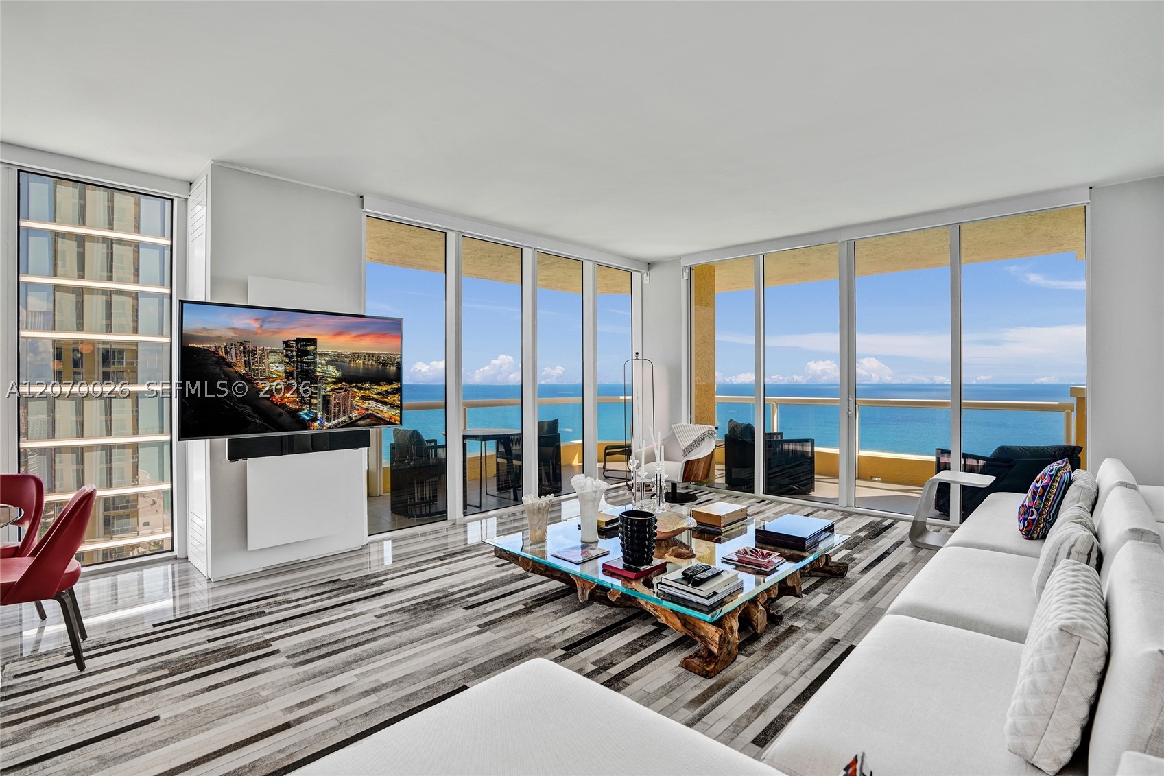 image Acqualina Residences2