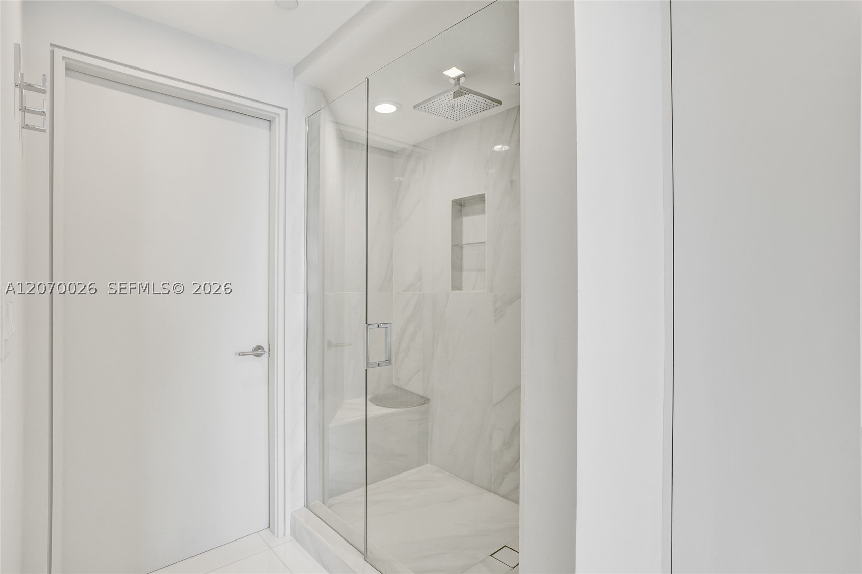 image Acqualina Residences33
