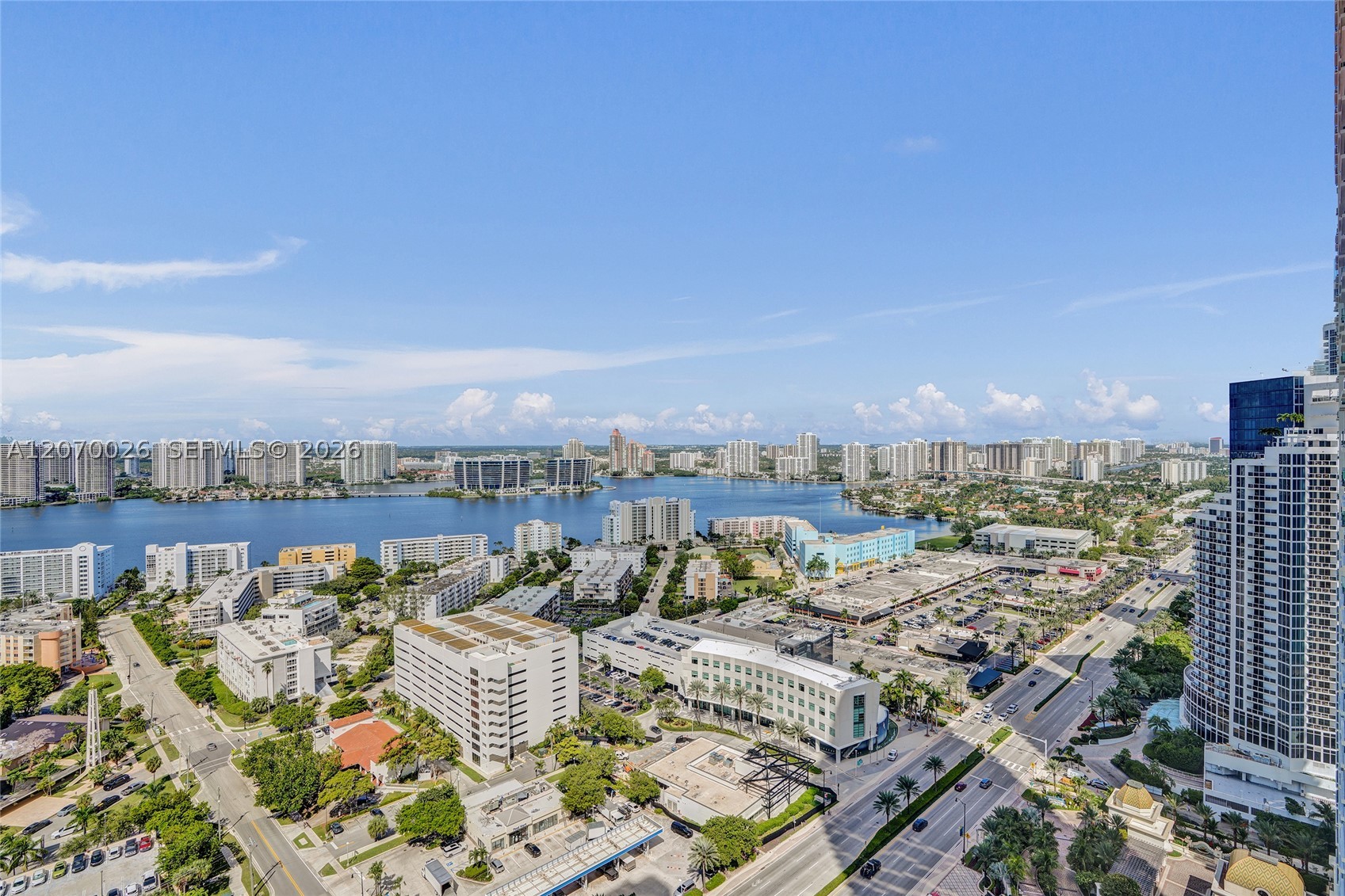 image Acqualina Residences45