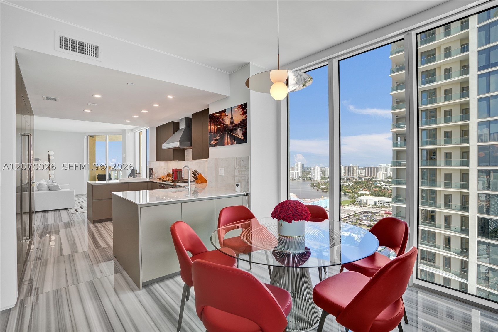 image Acqualina Residences7