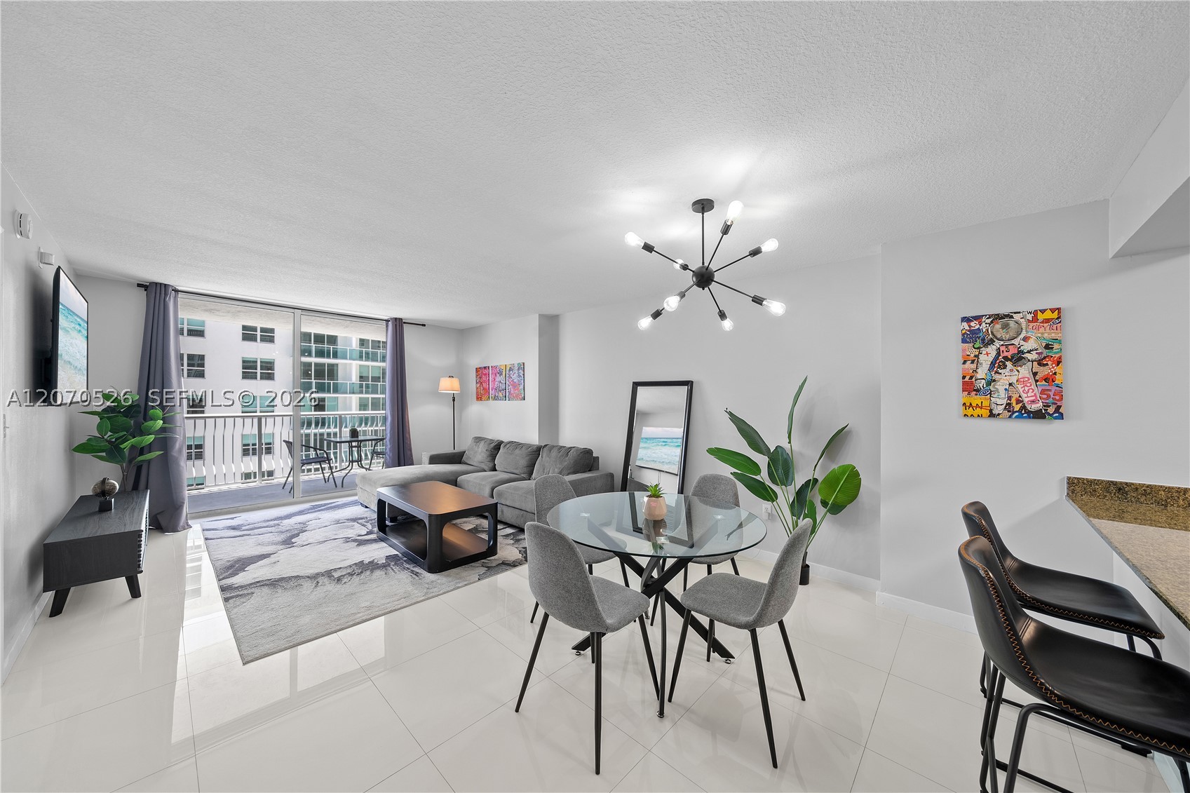1200 Brickell Bay Dr #2205