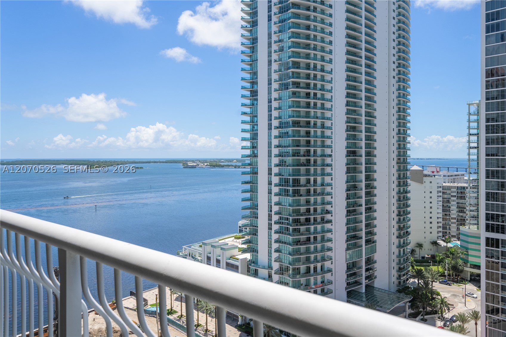 image The Club at Brickell Bay14