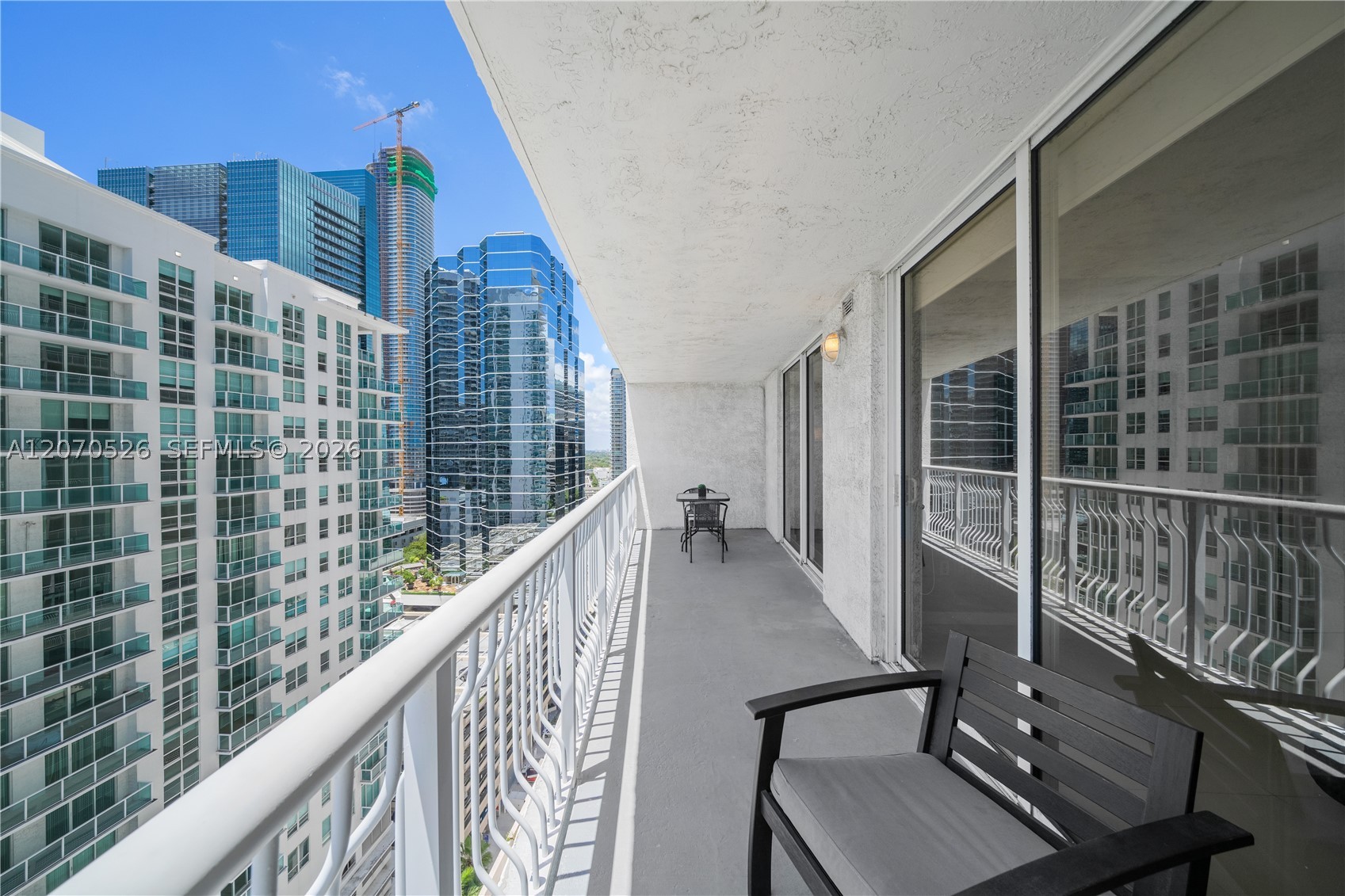 image The Club at Brickell Bay18