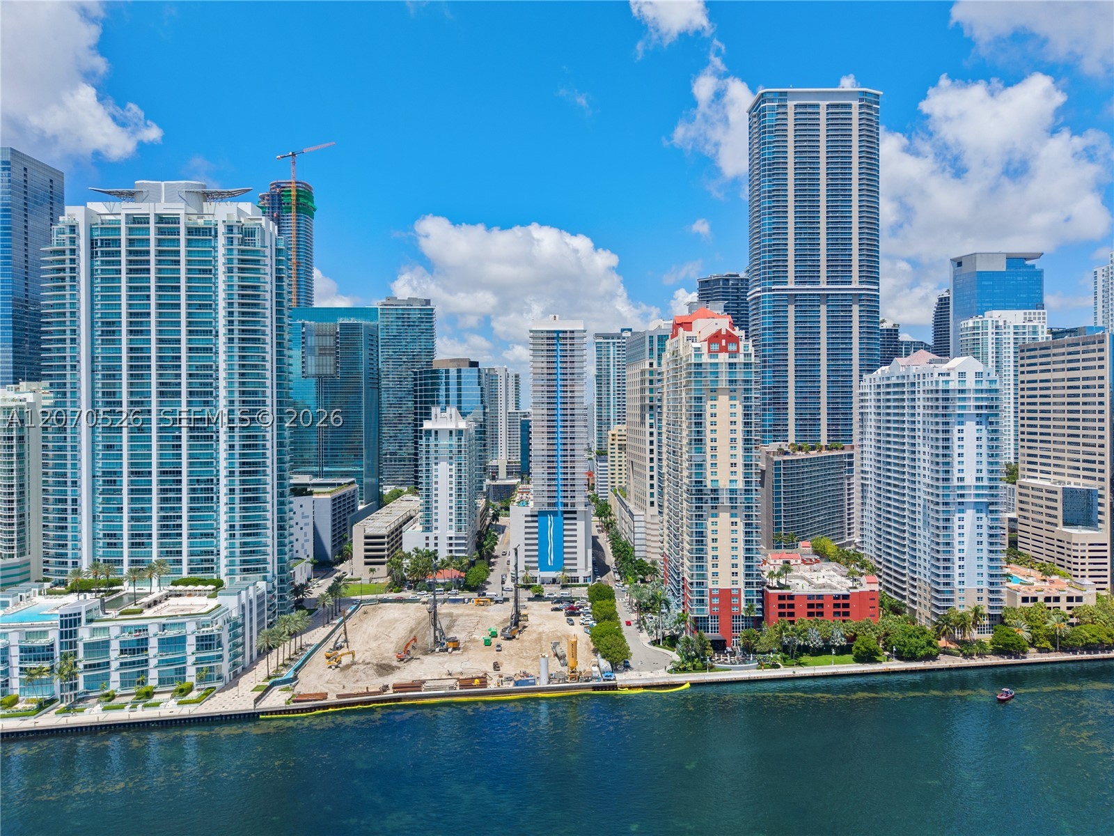 image The Club at Brickell Bay25