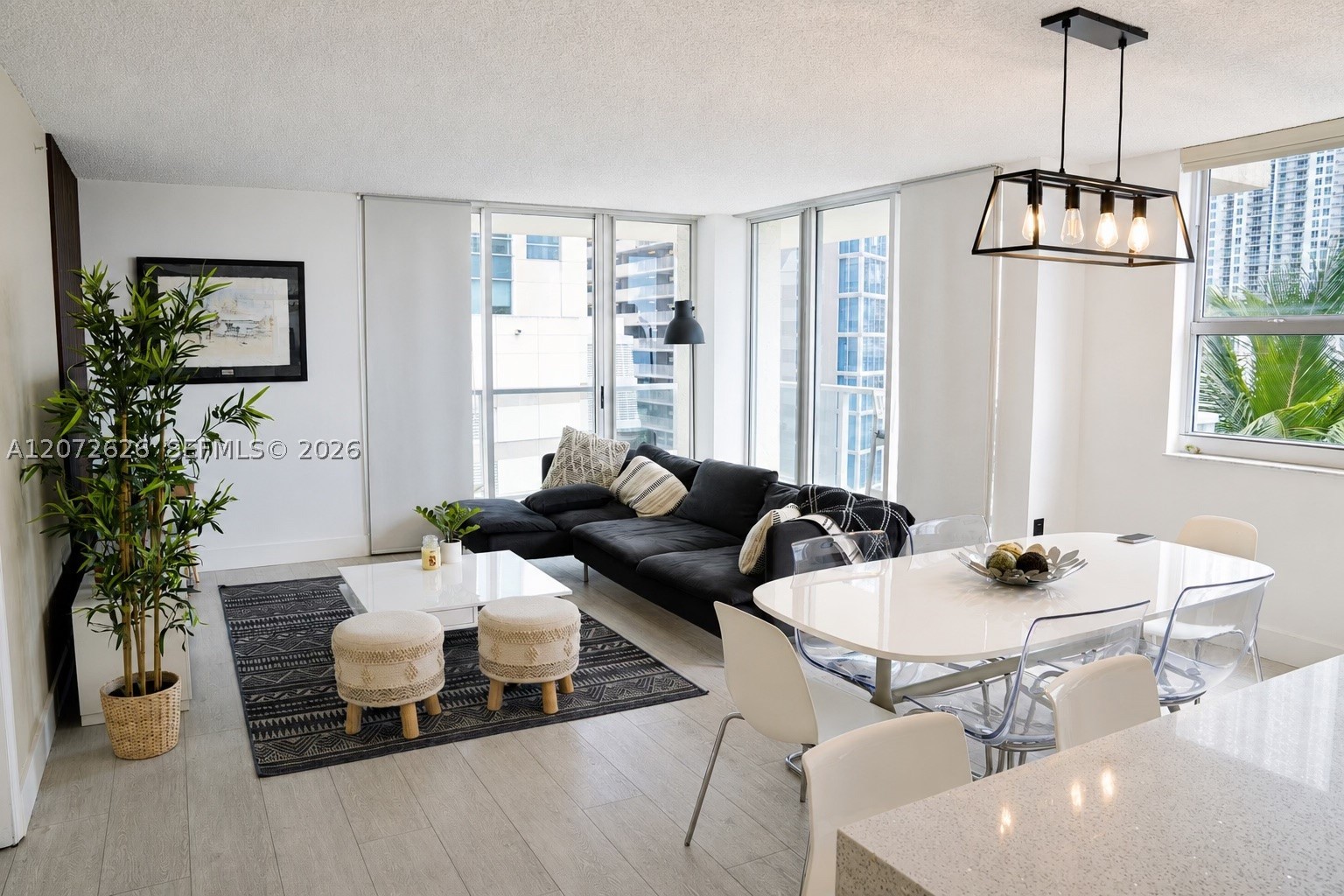 image The Mark on Brickell1