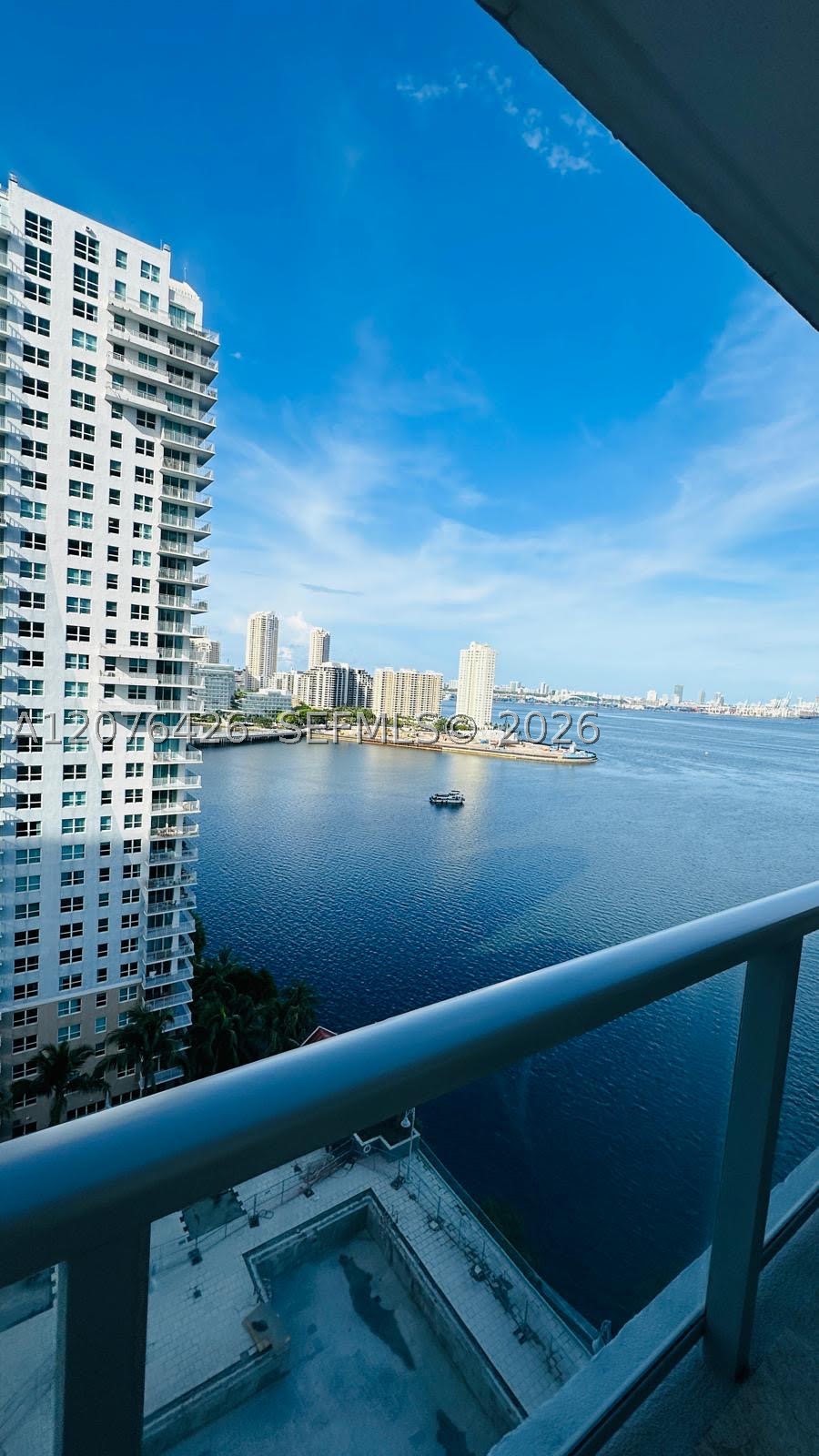 image The Mark on Brickell1