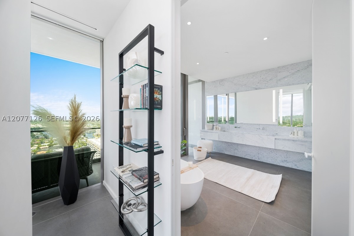 2000 S Ocean Dr #31B Hallandale Beach, FL 33009