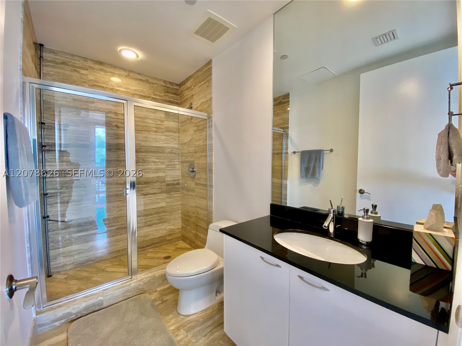 15811 Collins Ave #1605 Sunny Isles Beach, FL 33160