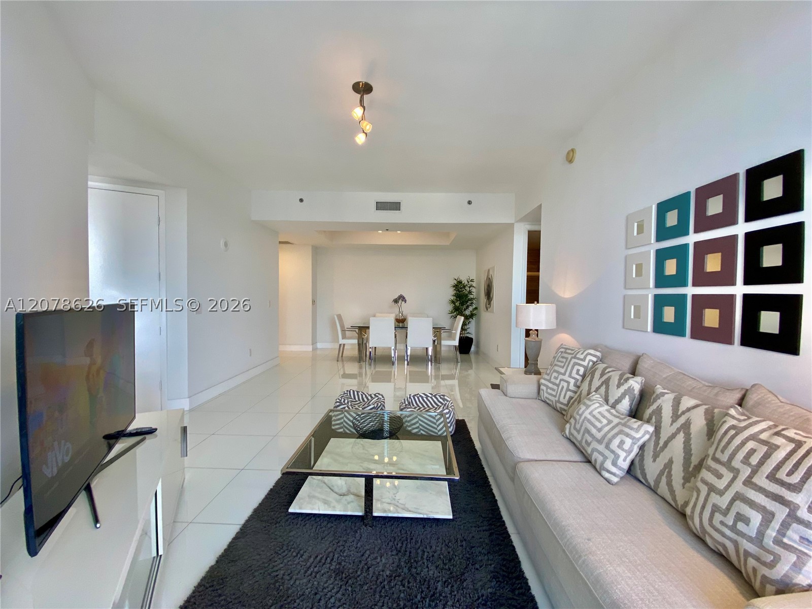 15811 Collins Ave #1605 Sunny Isles Beach, FL 33160
