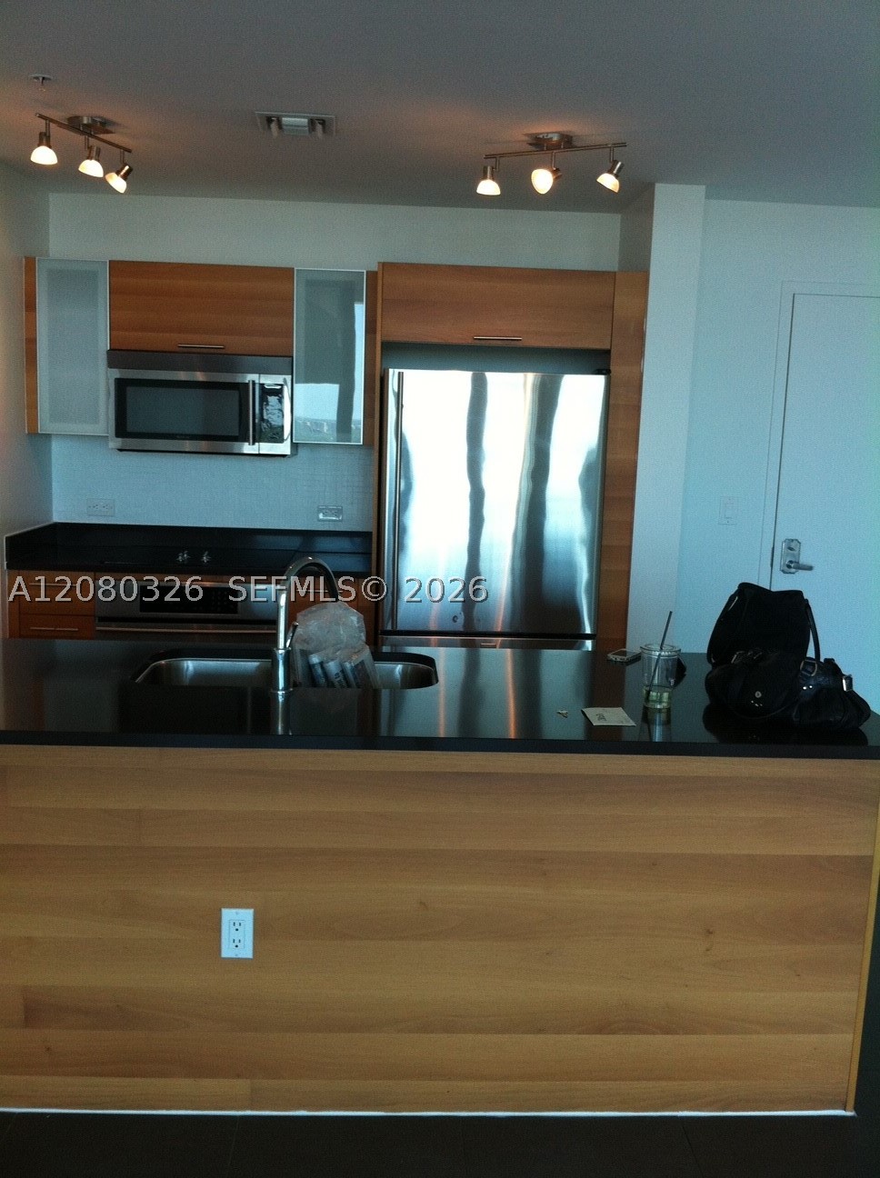 image 4 Midtown9