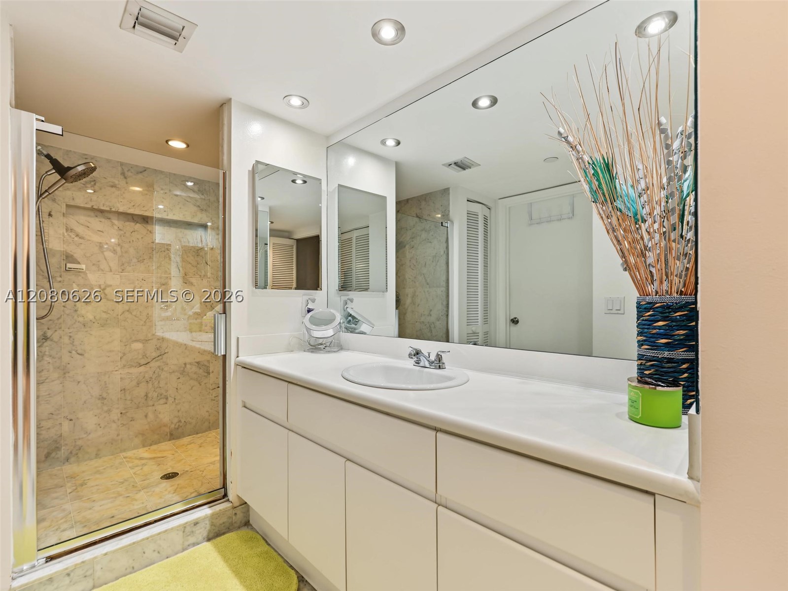 16445 Collins Ave #828 Sunny Isles Beach, FL 33160