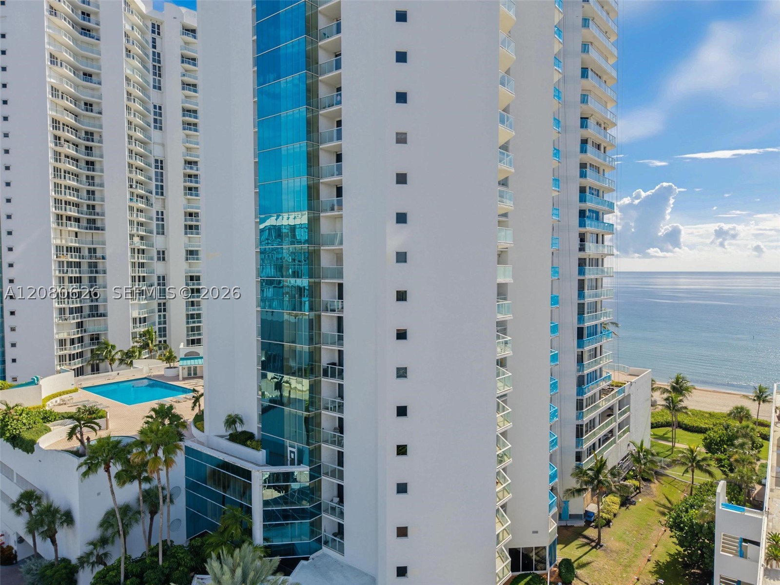 16445 Collins Ave #828 Sunny Isles Beach, FL 33160