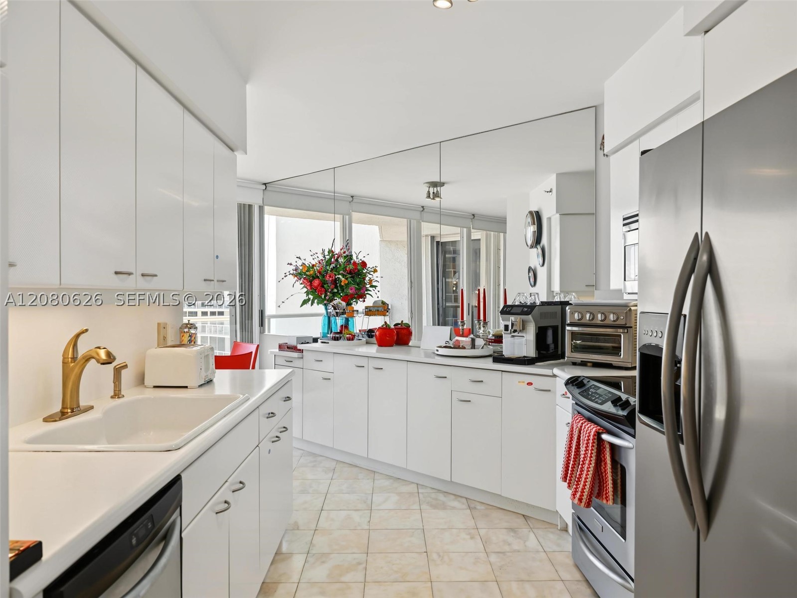 16445 Collins Ave #828 Sunny Isles Beach, FL 33160