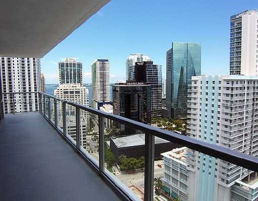 image Axis on Brickell North8