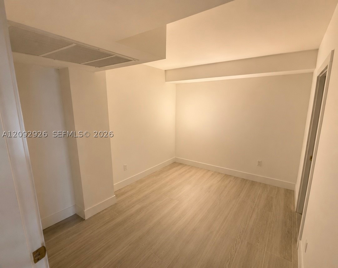 2301 Collins Ave #1019 Miami Beach, FL 33139