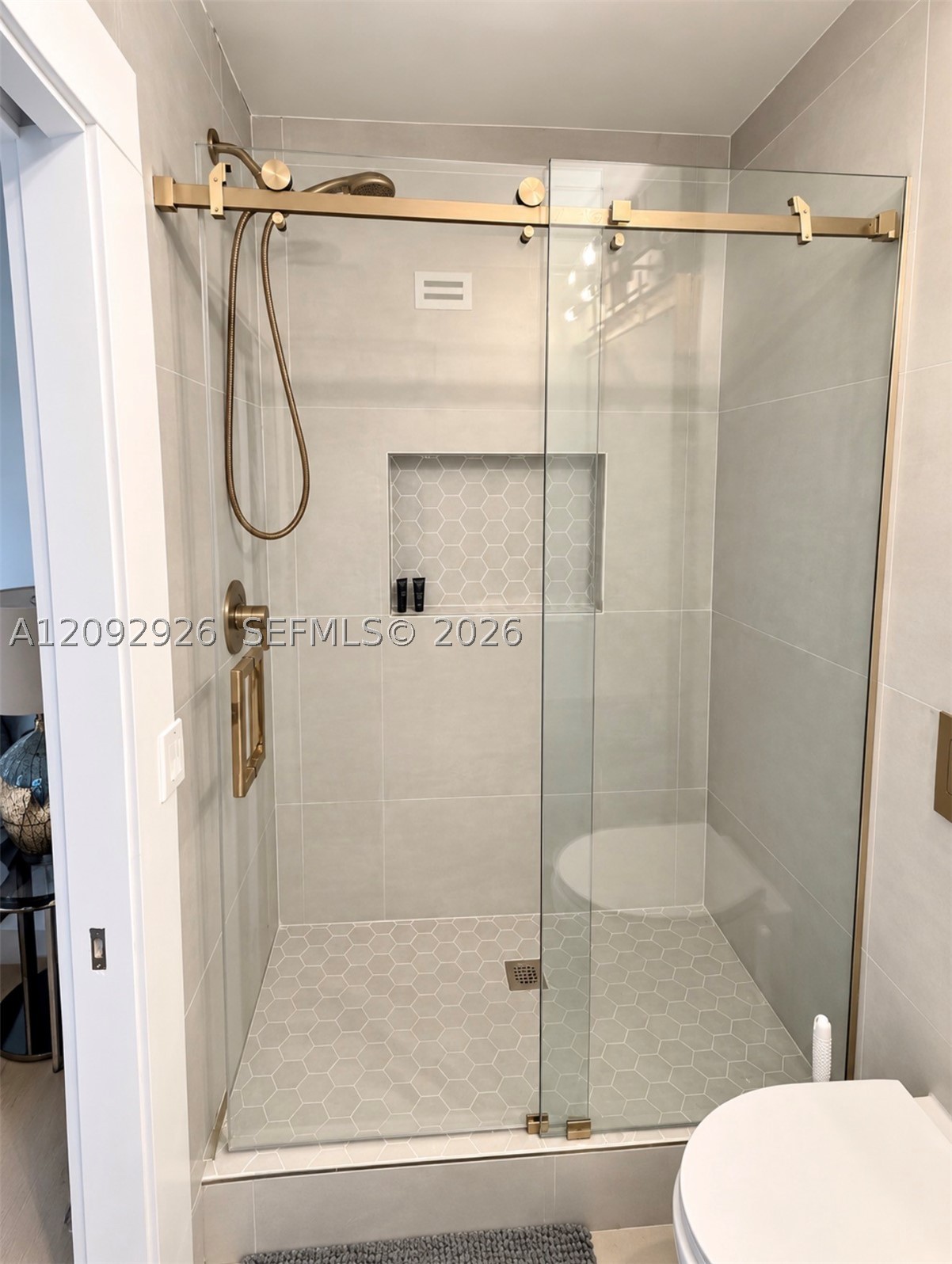 2301 Collins Ave #1019 Miami Beach, FL 33139