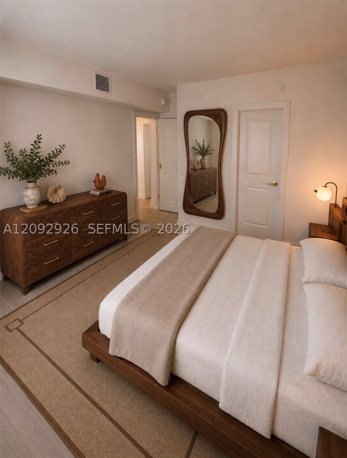 2301 Collins Ave #1019 Miami Beach, FL 33139