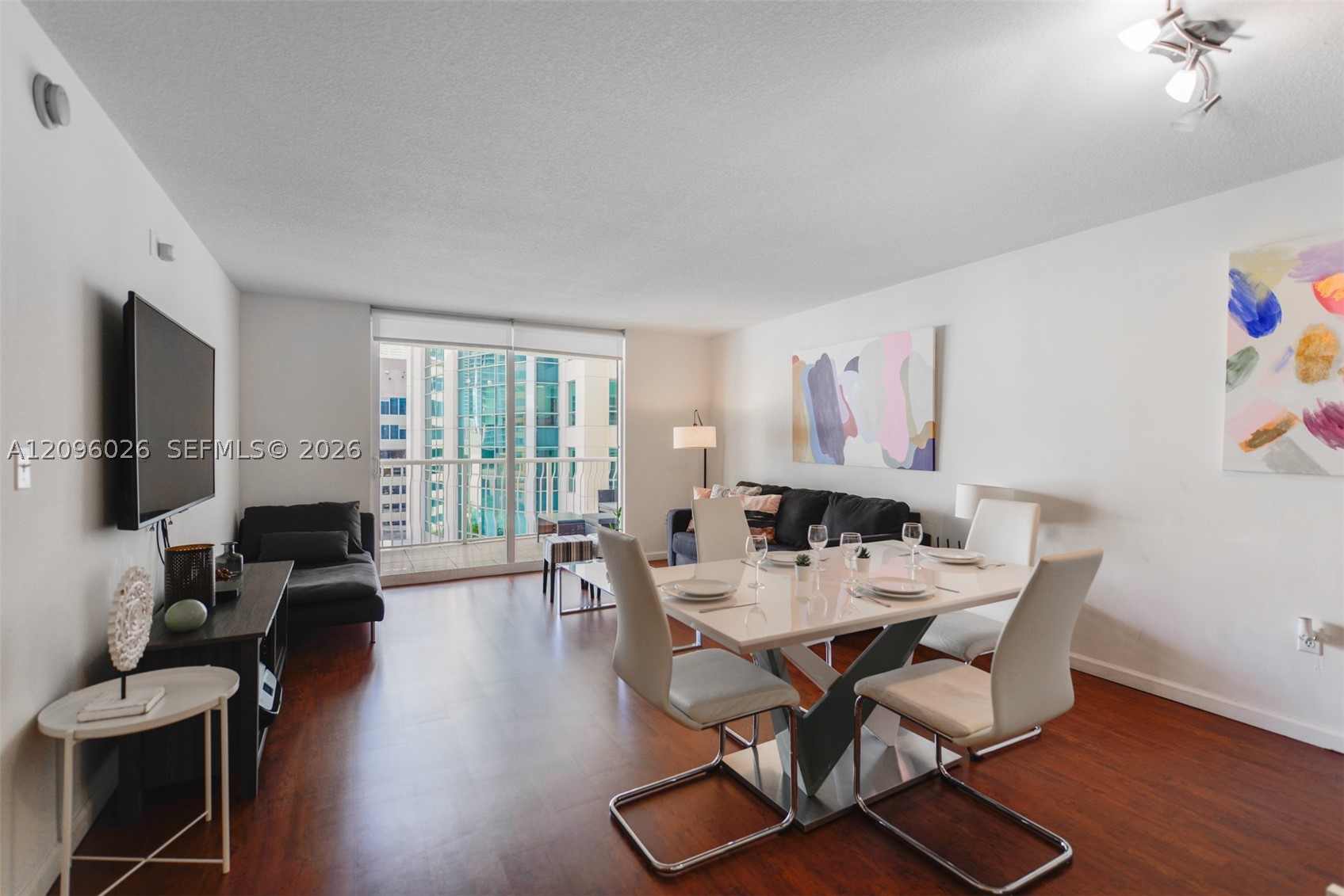 image The Club at Brickell Bay4