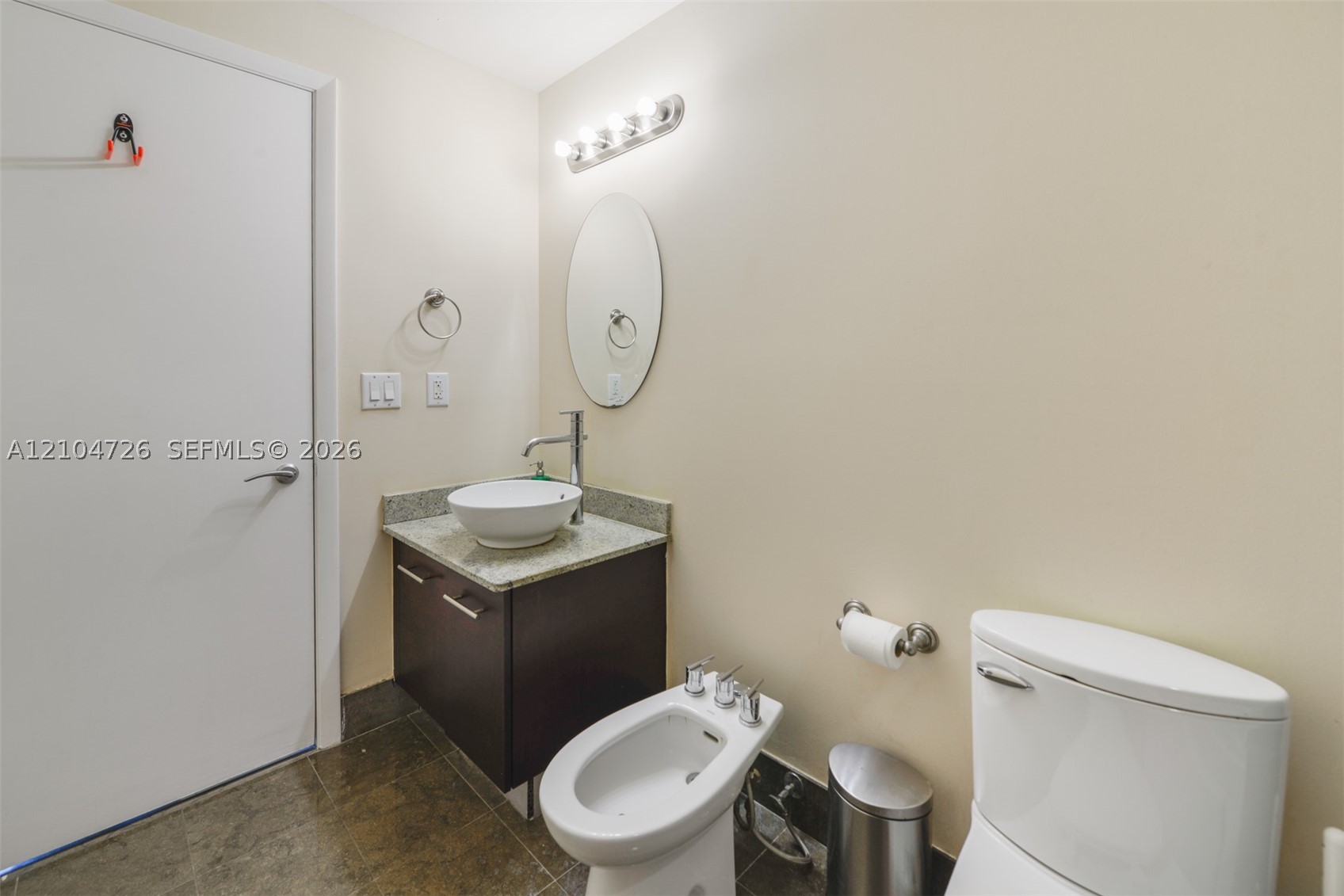 image Uptown Marina Lofts16