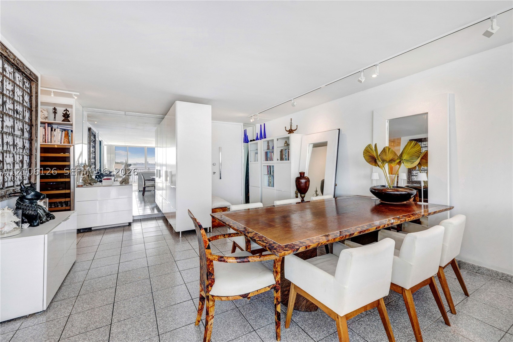 770 NE 69th St #4I Miami, FL 33138