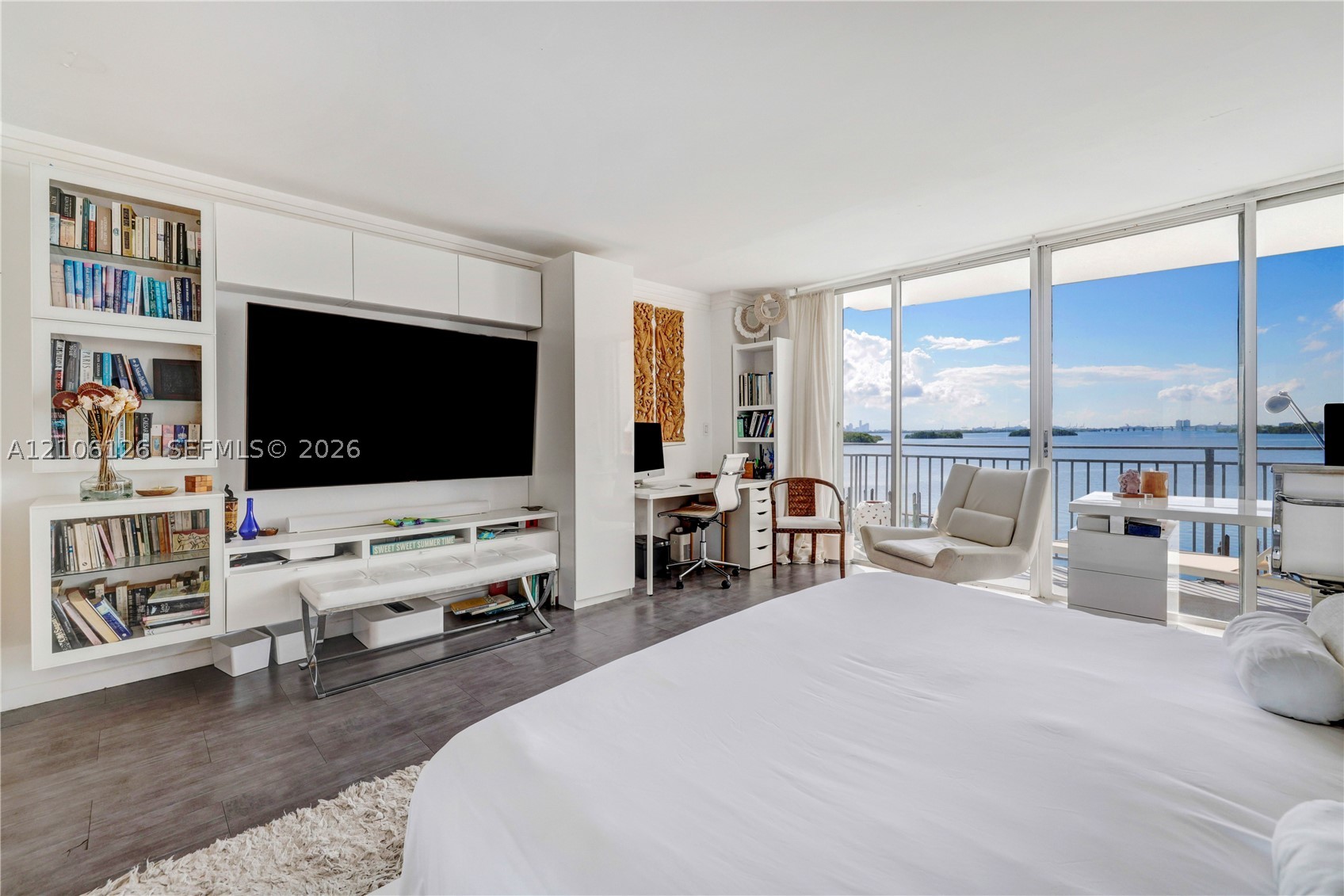 770 NE 69th St #4I Miami, FL 33138