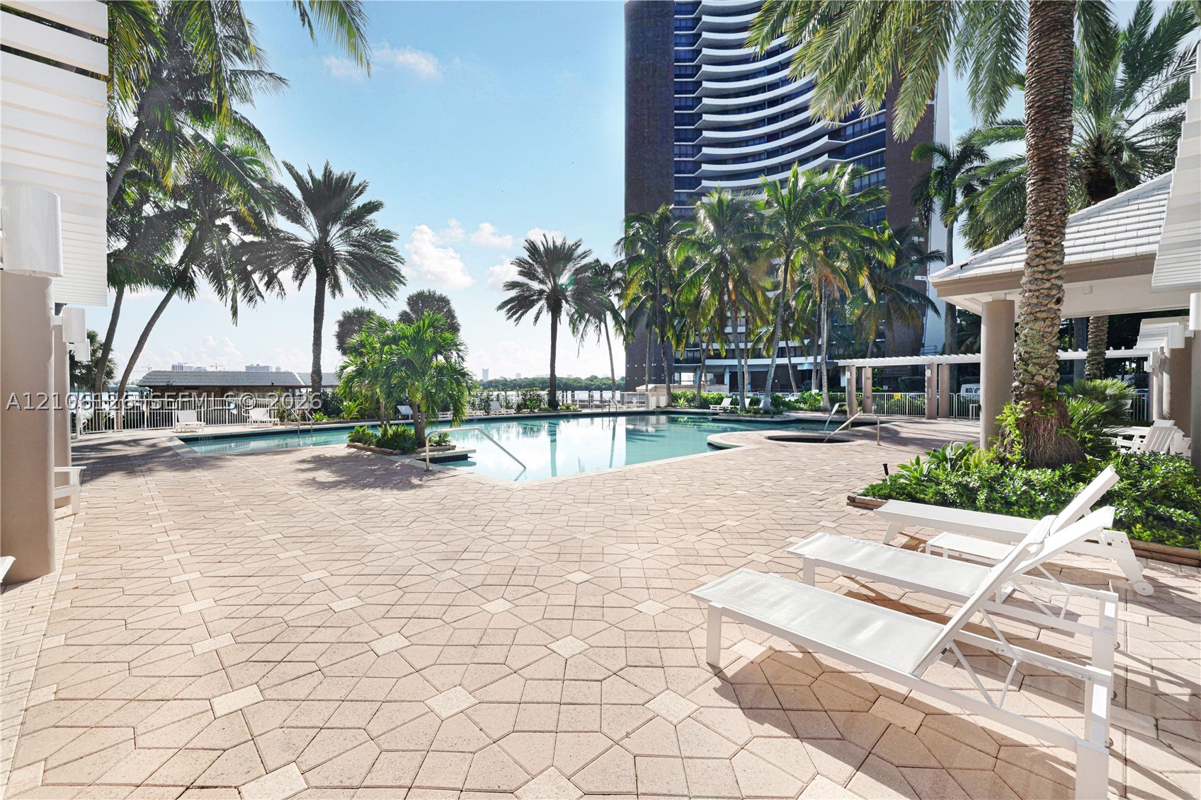770 NE 69th St #4I Miami, FL 33138