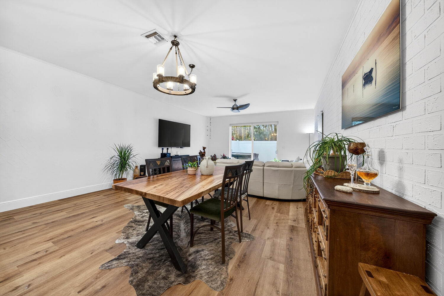 1942 NE 32nd Lighthouse Point, FL 33064