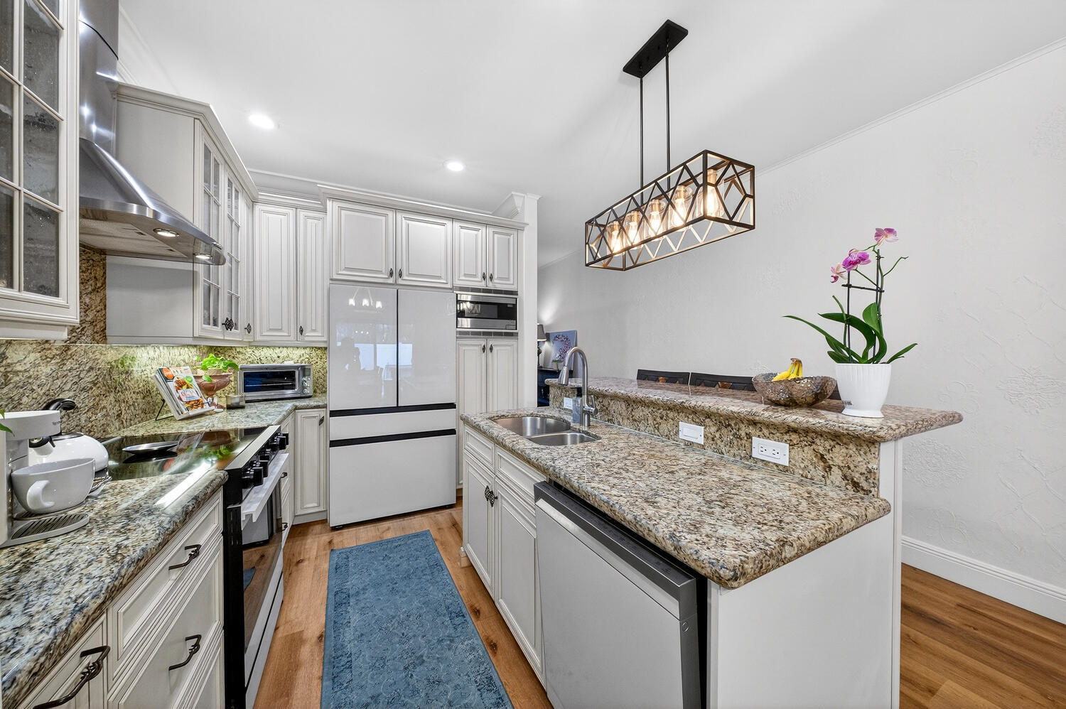 1942 NE 32nd Lighthouse Point, FL 33064