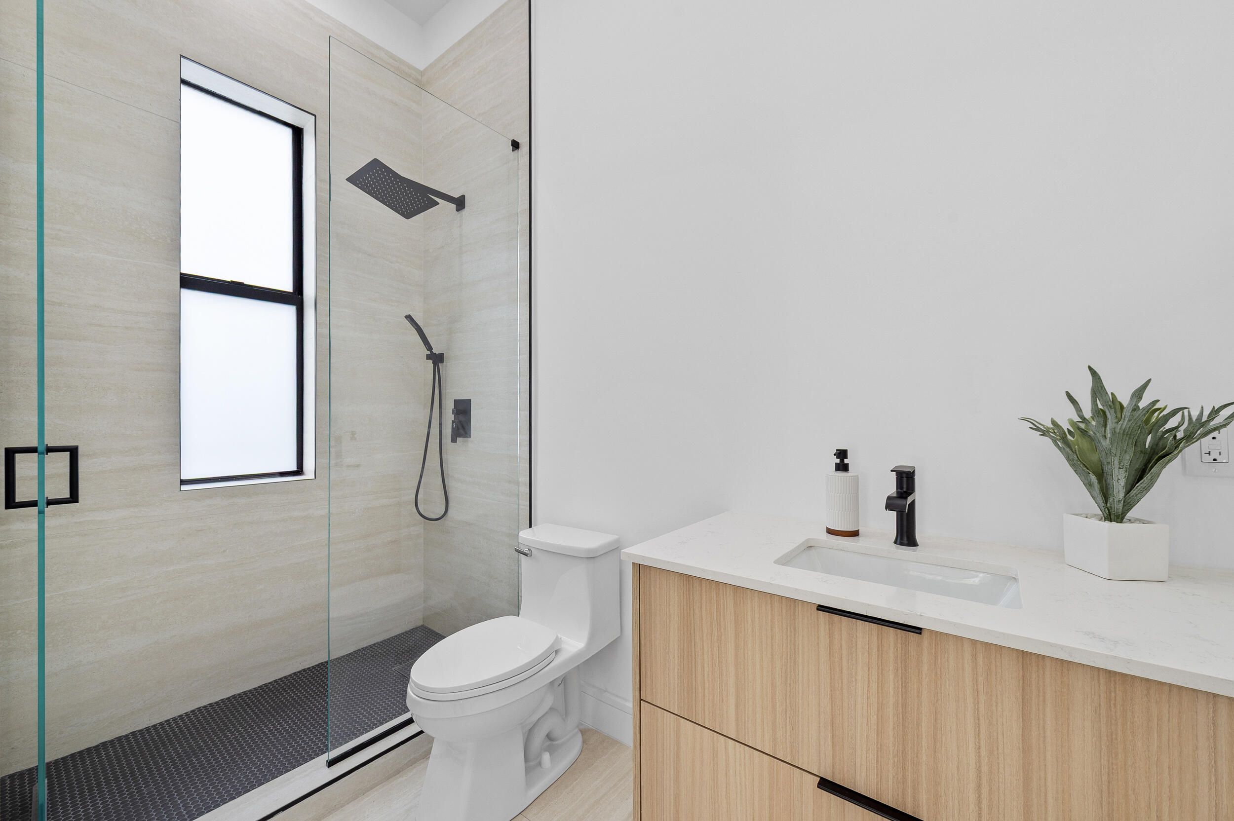 801 SE 6th Fort Lauderdale, FL 33301