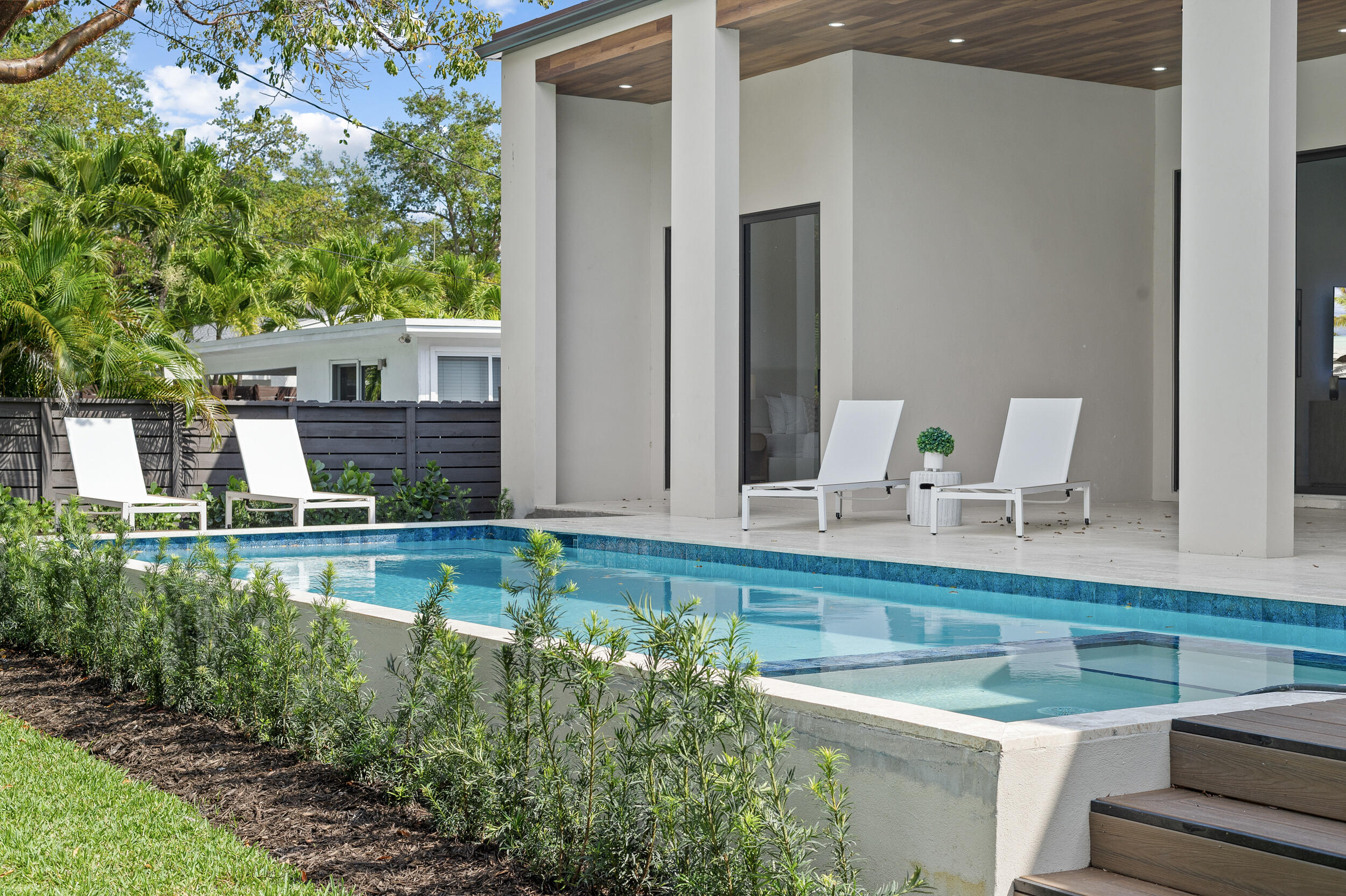 801 SE 6th Fort Lauderdale, FL 33301