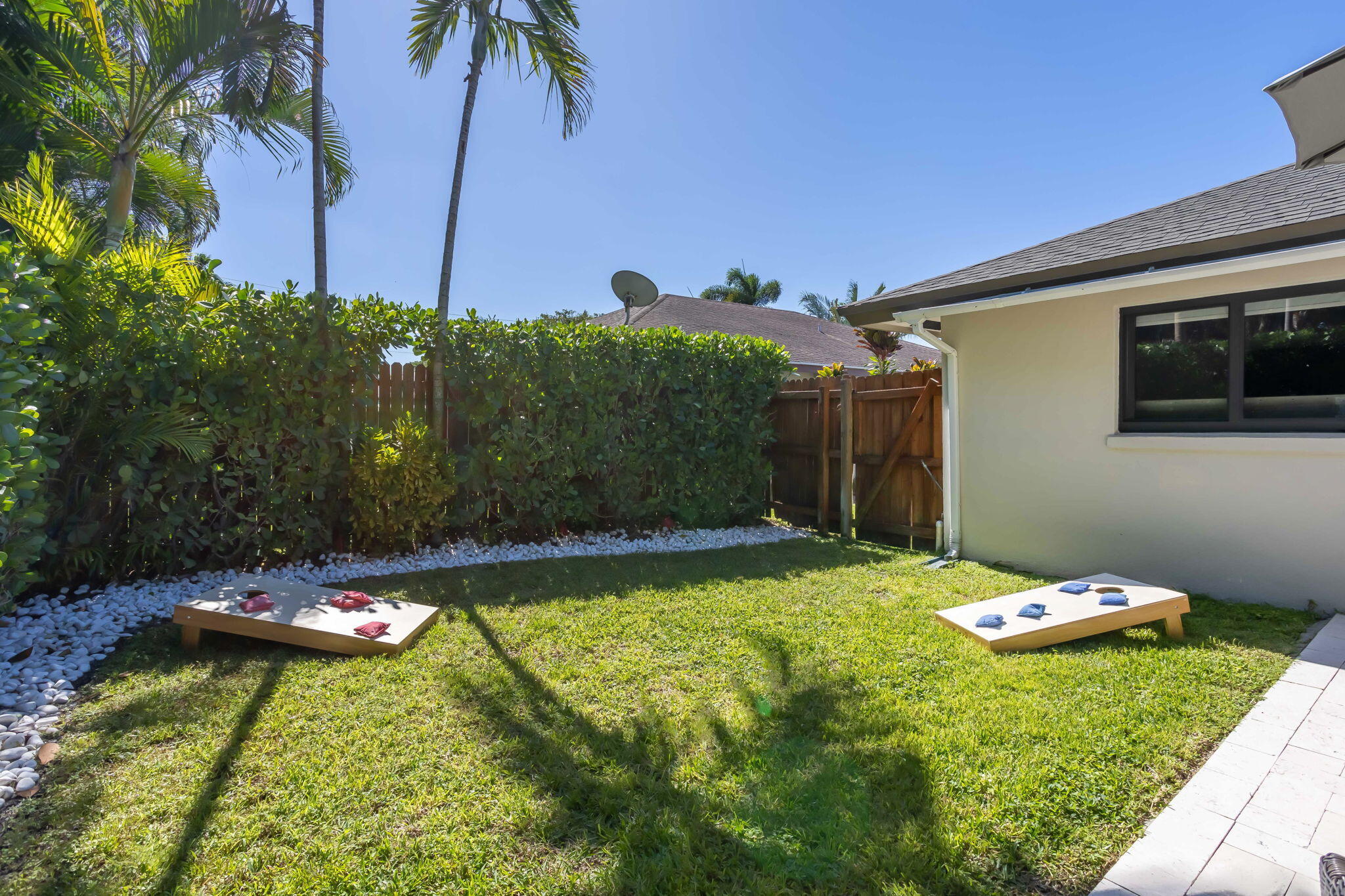 2520 SW 5th Boynton Beach, FL 33435