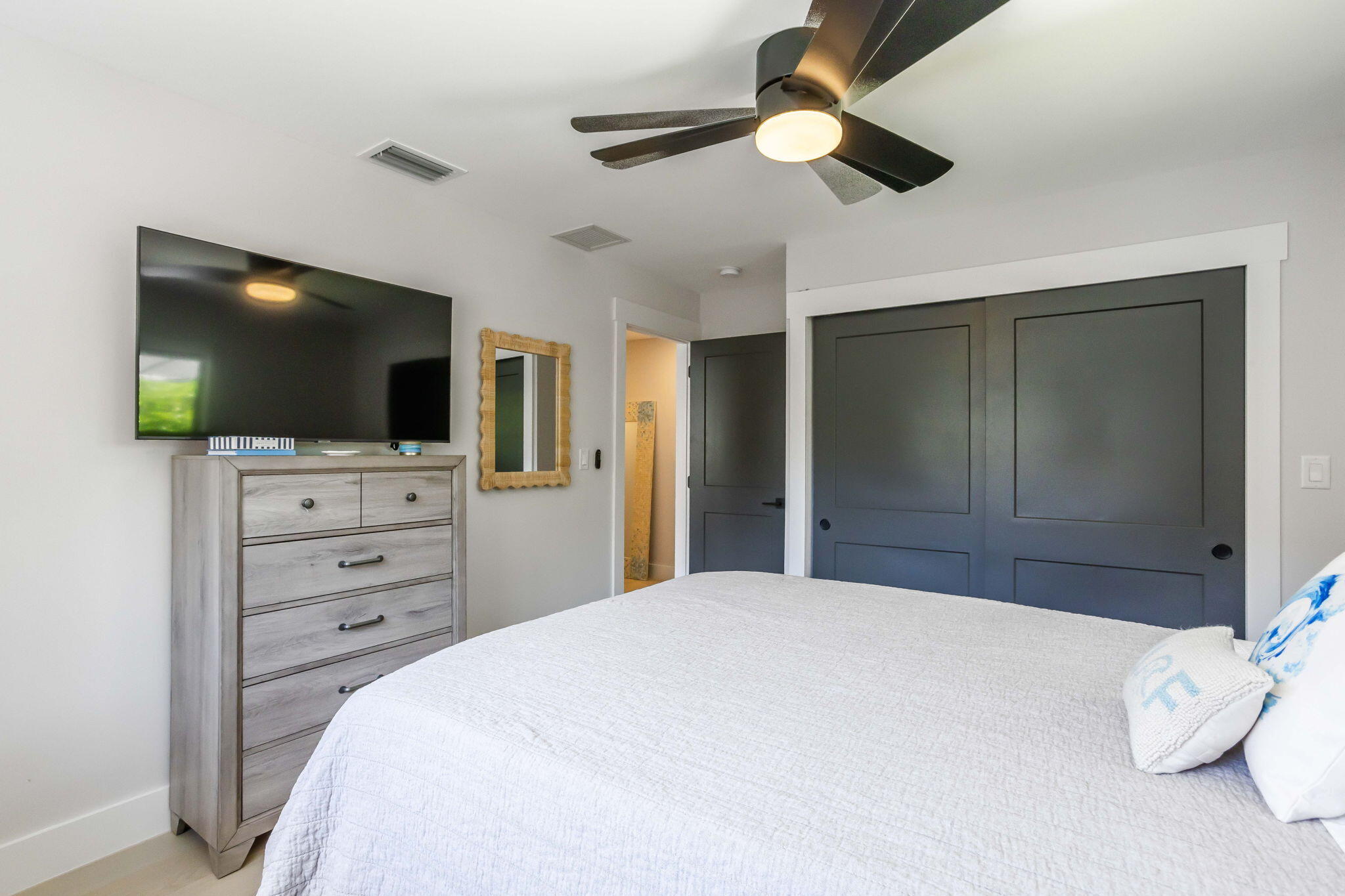 2520 SW 5th Boynton Beach, FL 33435