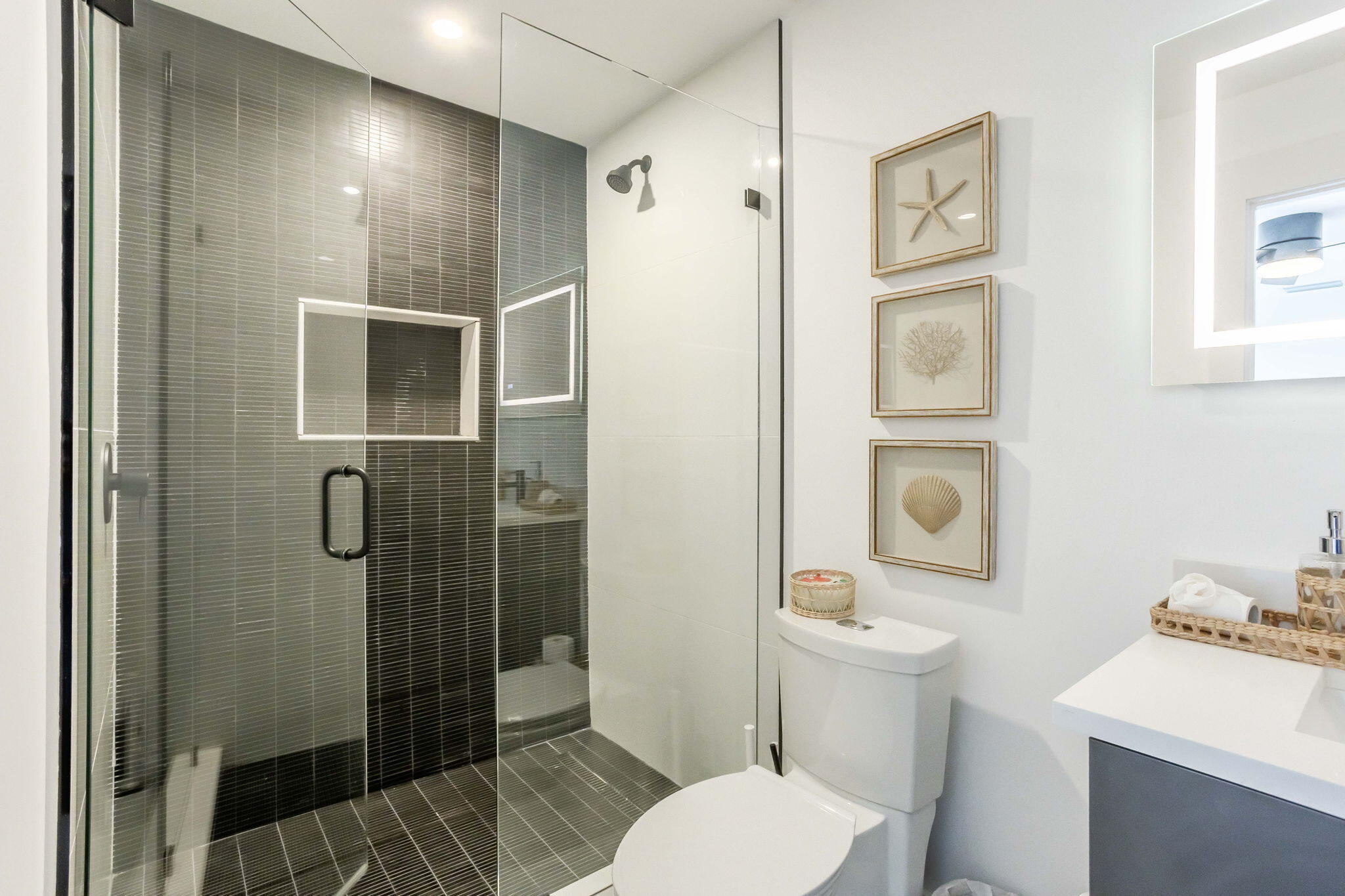 2520 SW 5th Boynton Beach, FL 33435