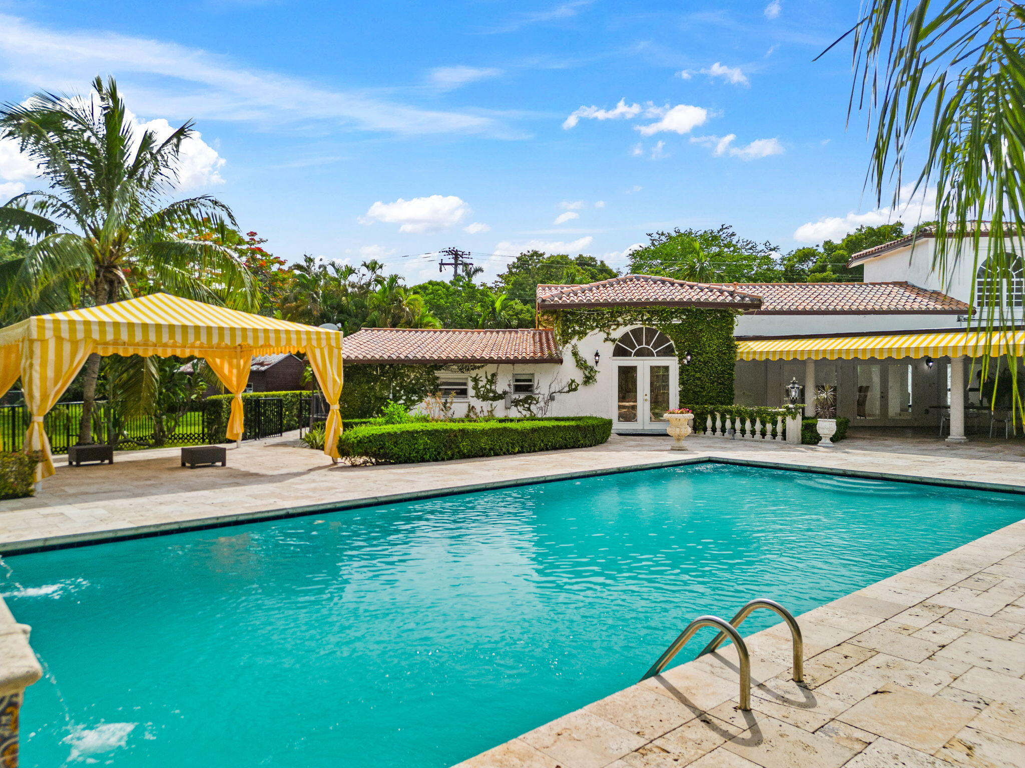 12300 Old Cutler Pinecrest, FL 33156