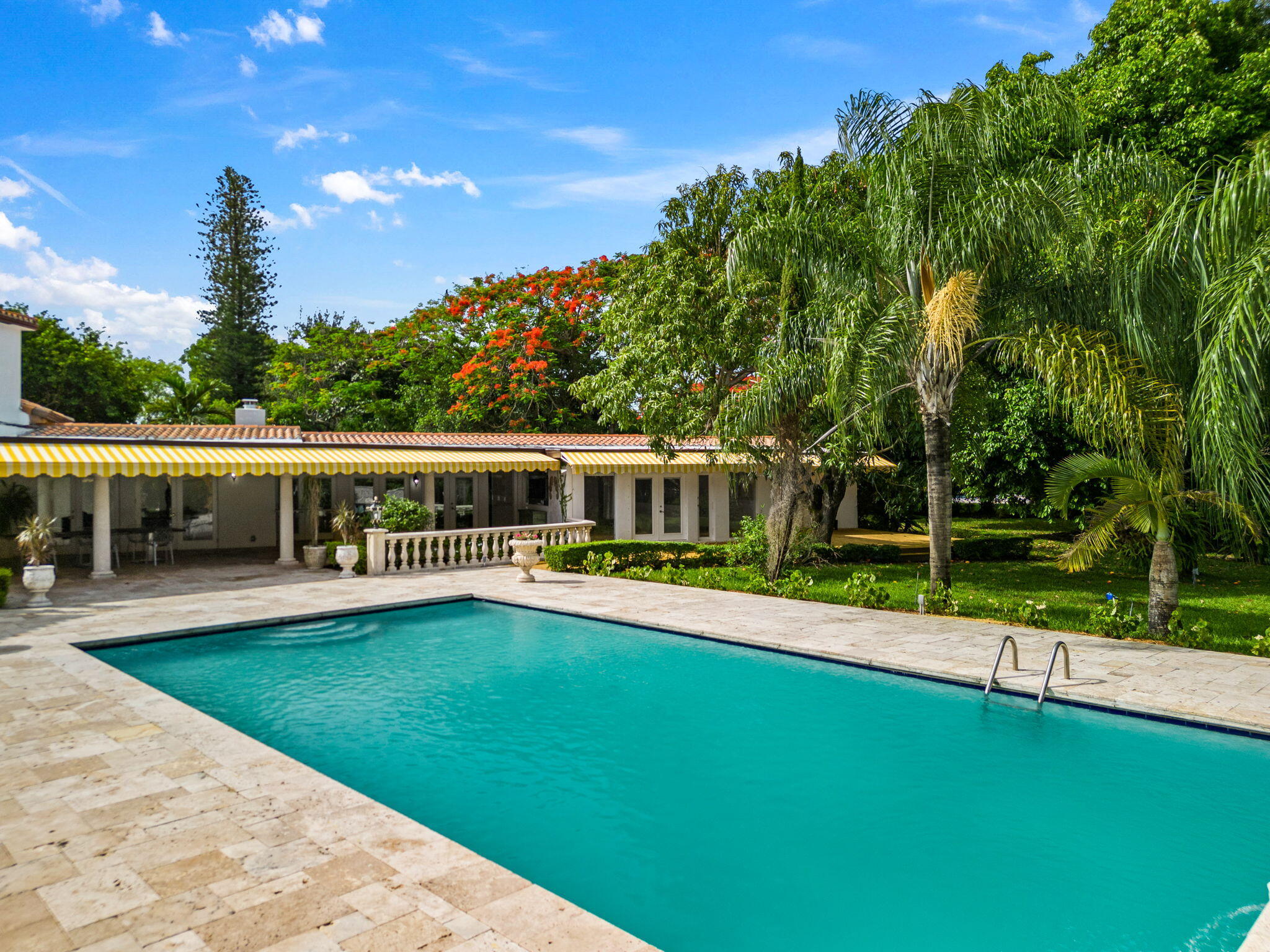 12300 Old Cutler Pinecrest, FL 33156