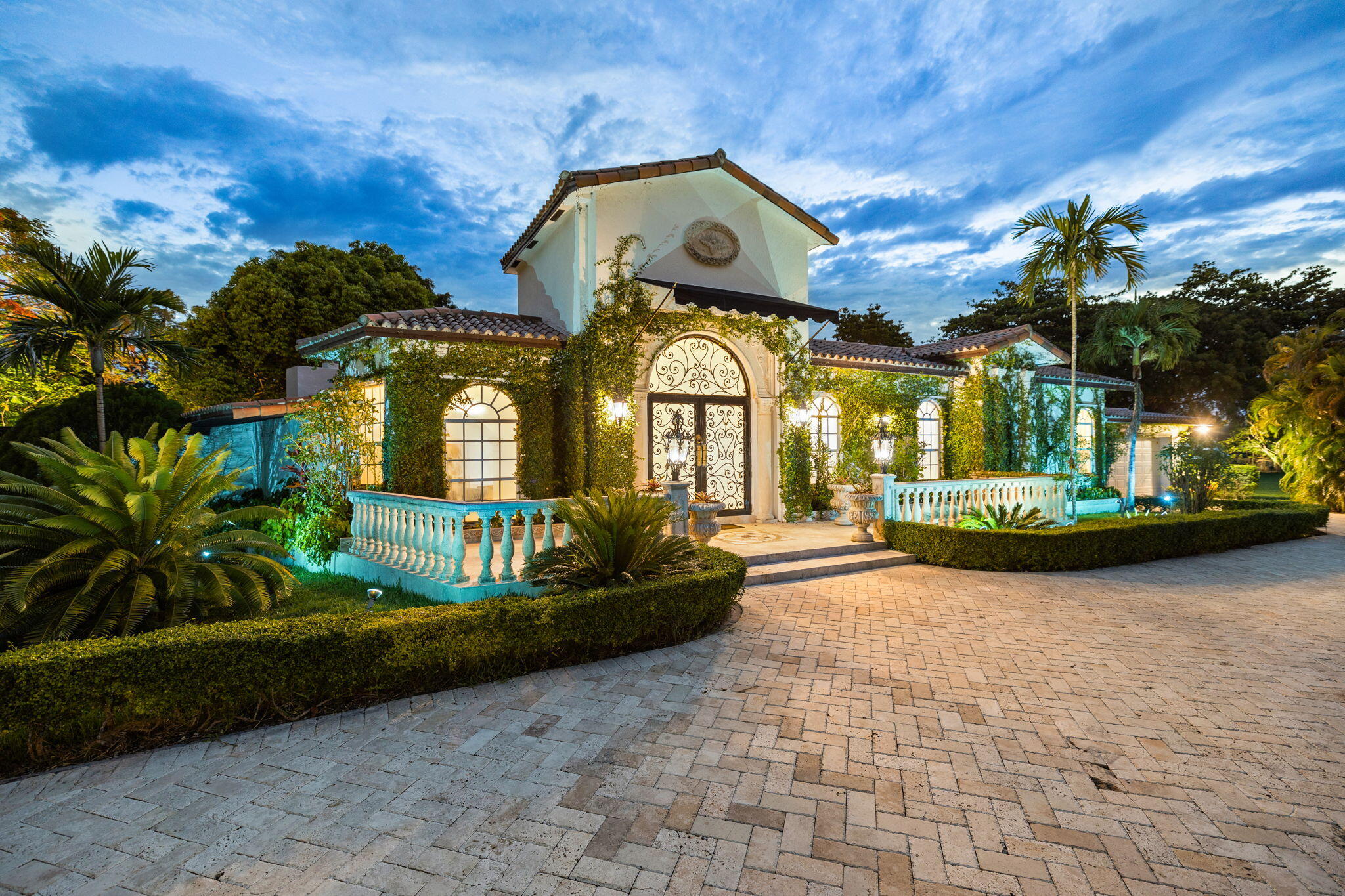 12300 Old Cutler Pinecrest, FL 33156