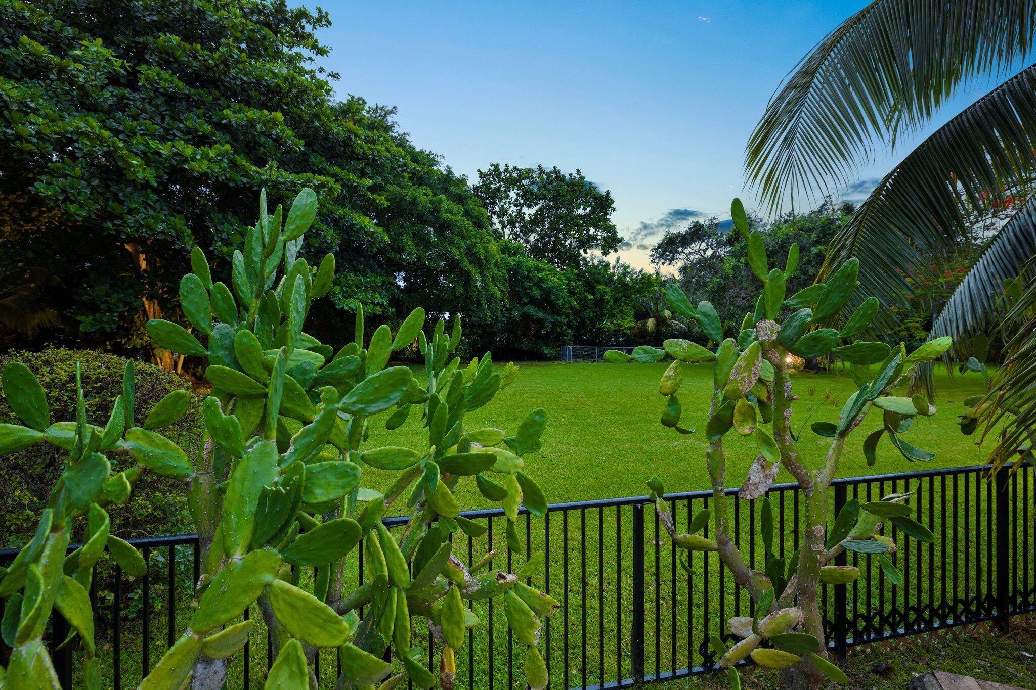 12300 Old Cutler Pinecrest, FL 33156