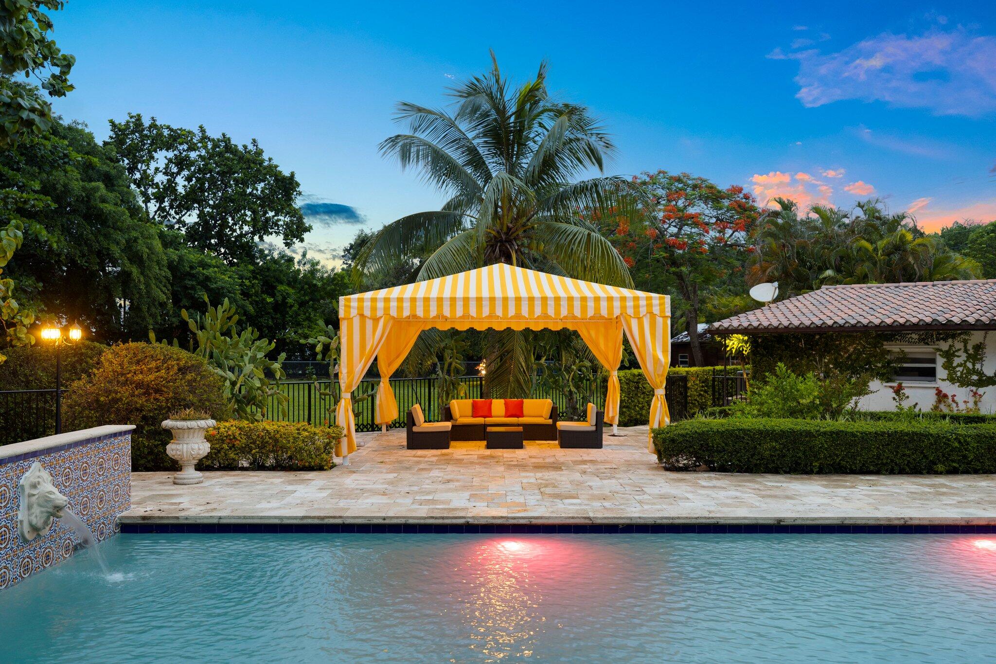 12300 Old Cutler Pinecrest, FL 33156