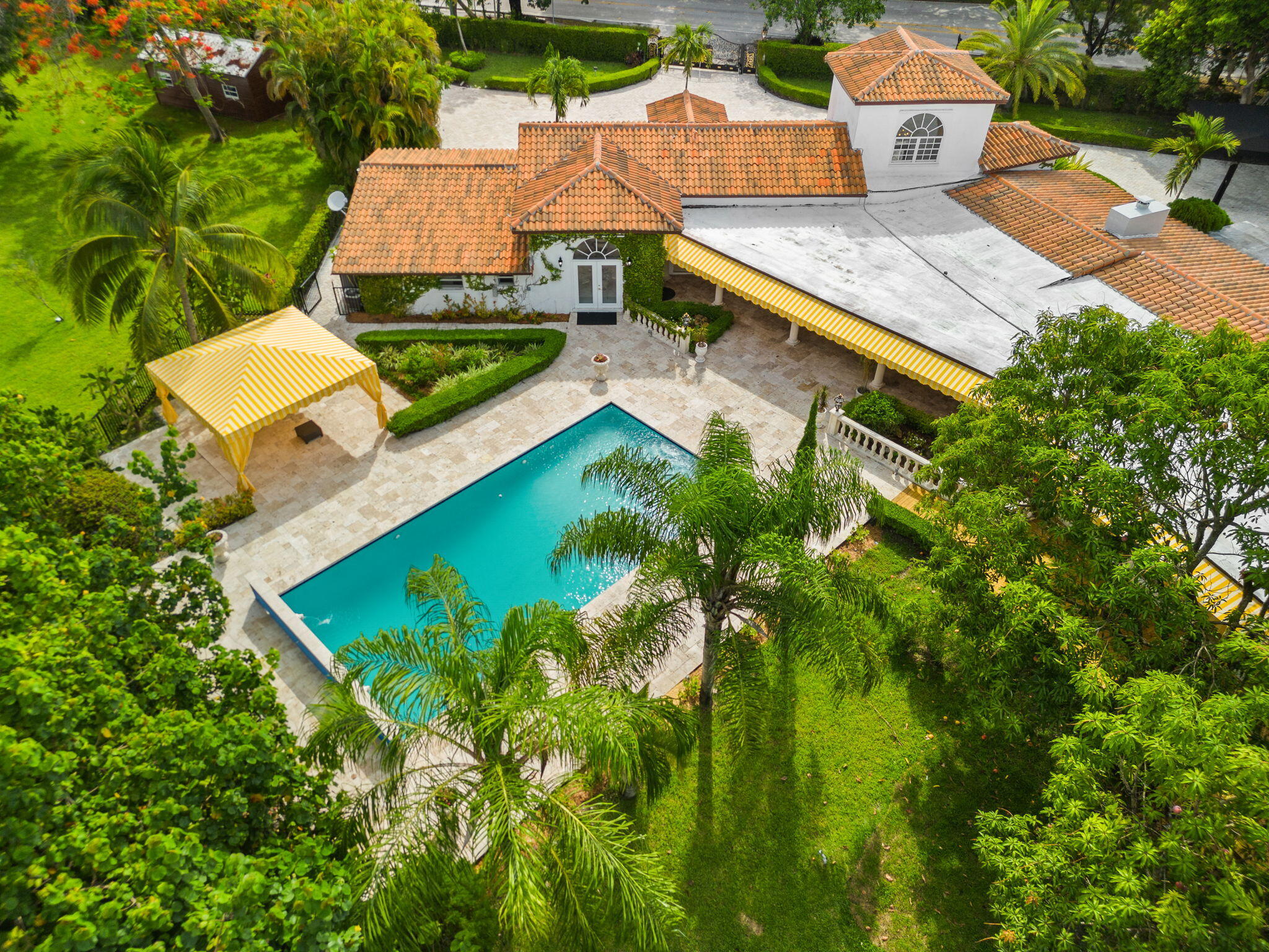 12300 Old Cutler Pinecrest, FL 33156