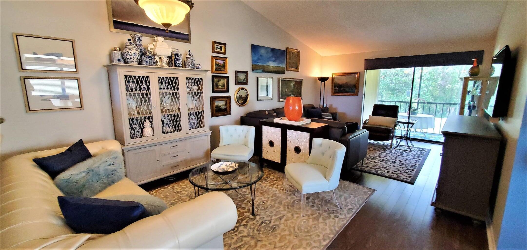 4691 Lucerne Lks #206