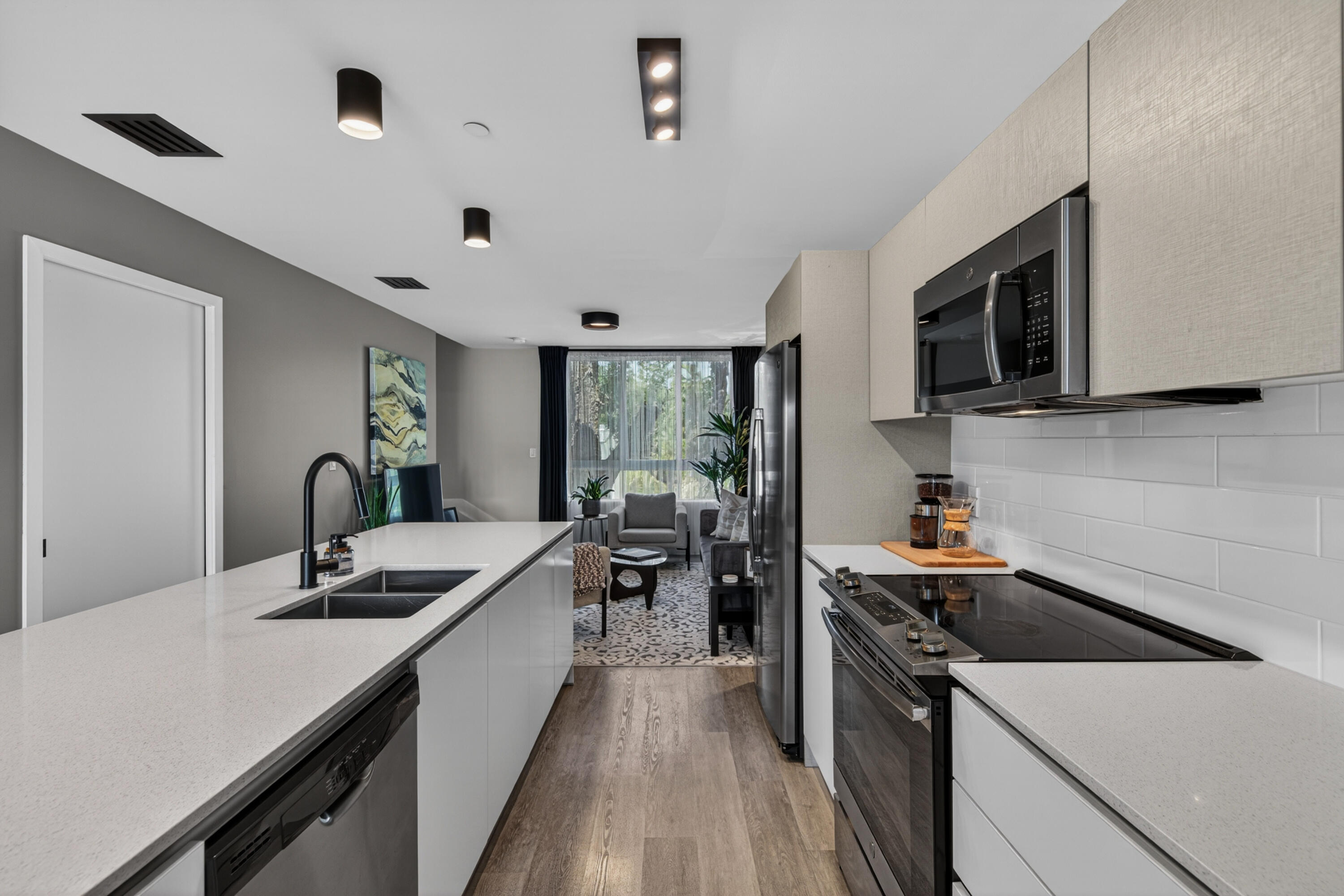 2535 NE 193rd #3203