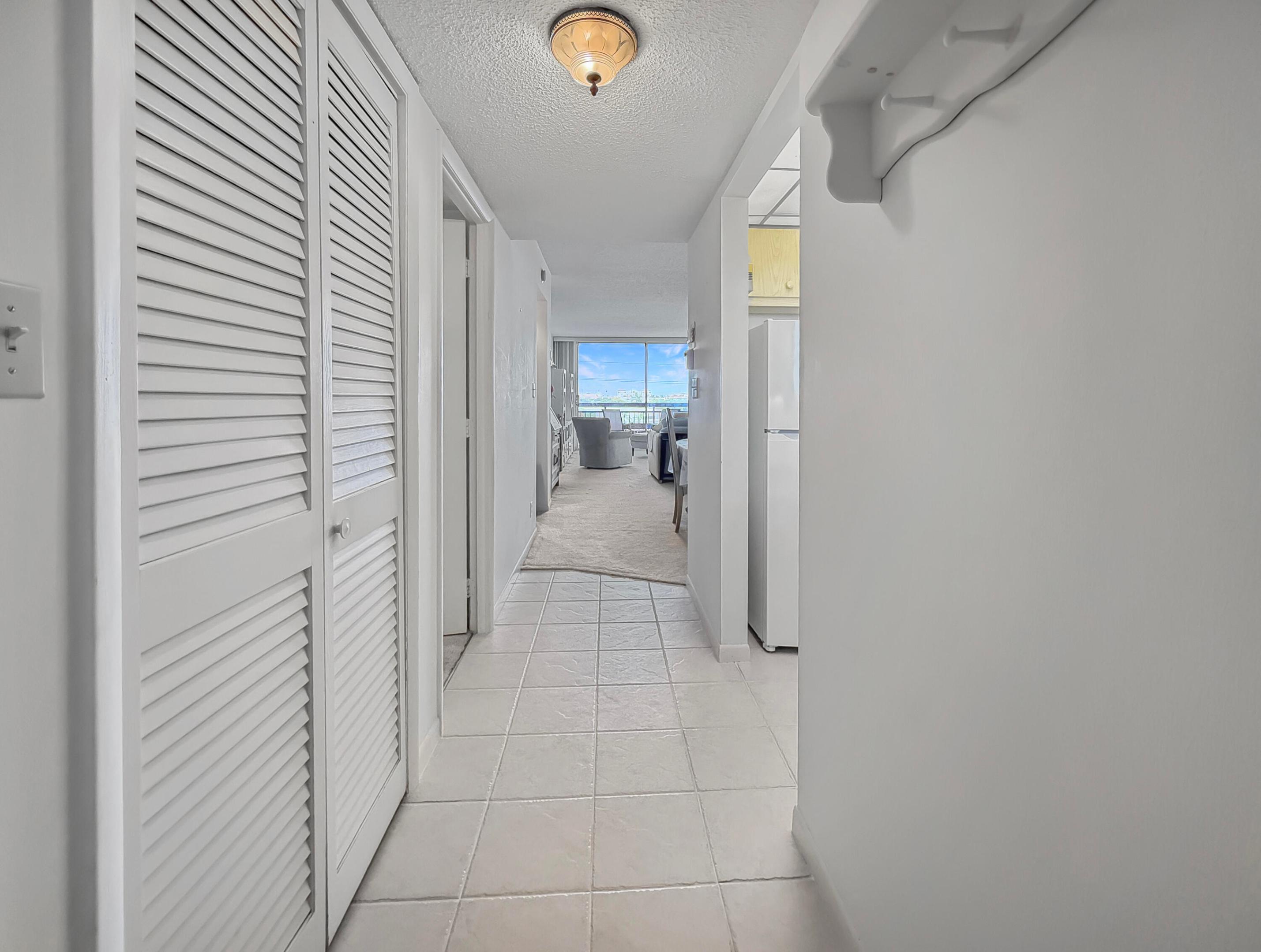555 NW 4th #401