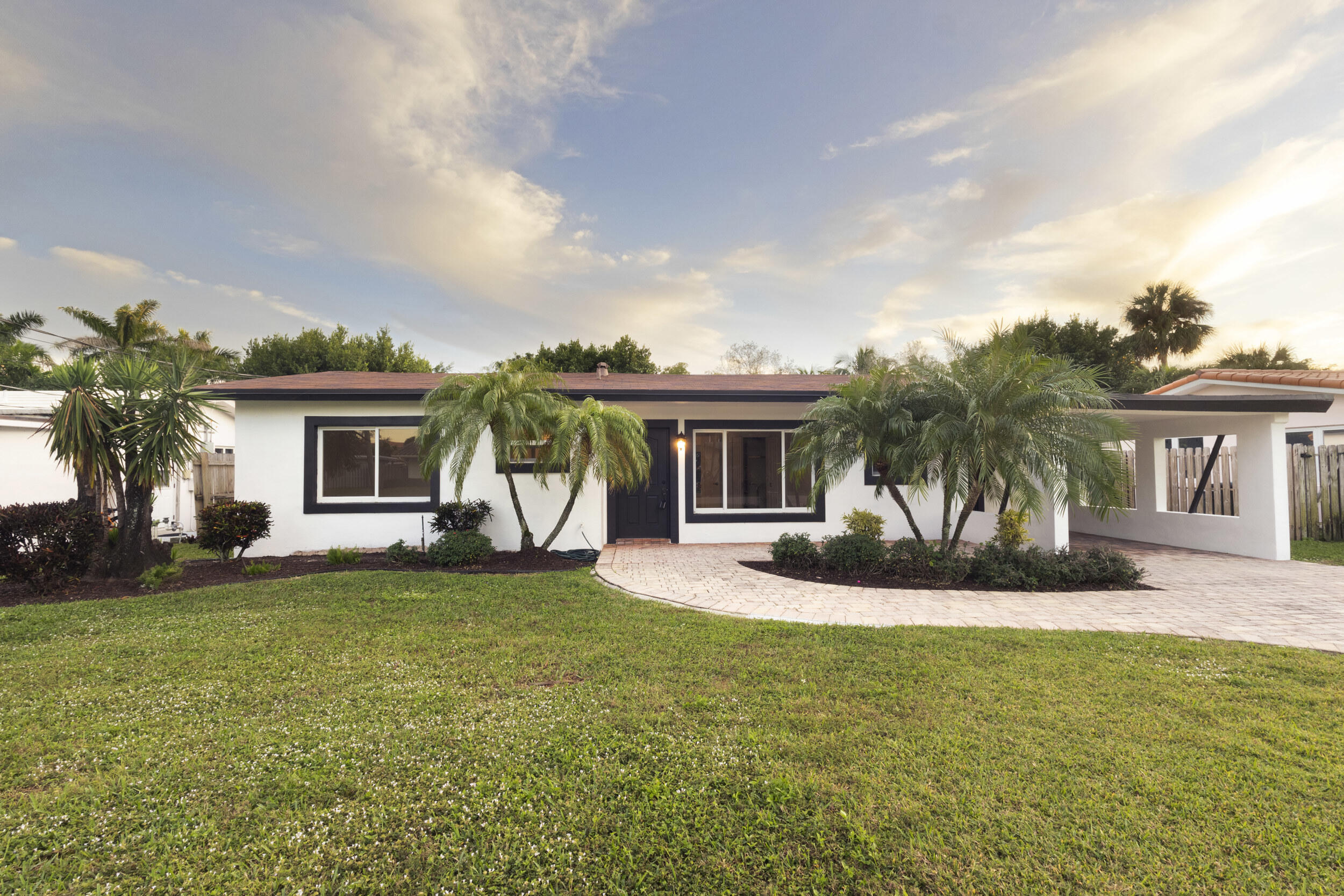 2940 NE 18th Pompano Beach, FL 33062