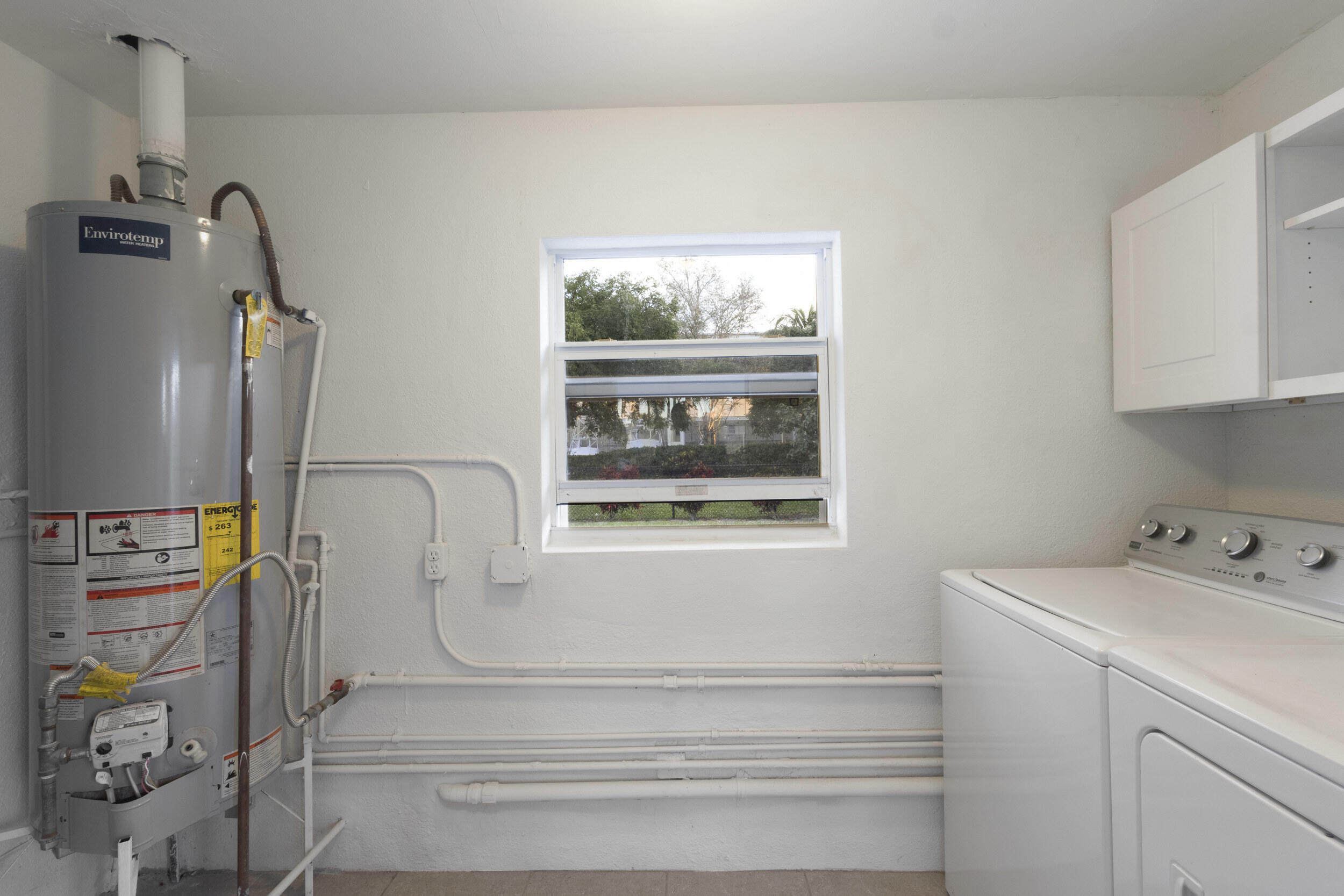 2940 NE 18th Pompano Beach, FL 33062