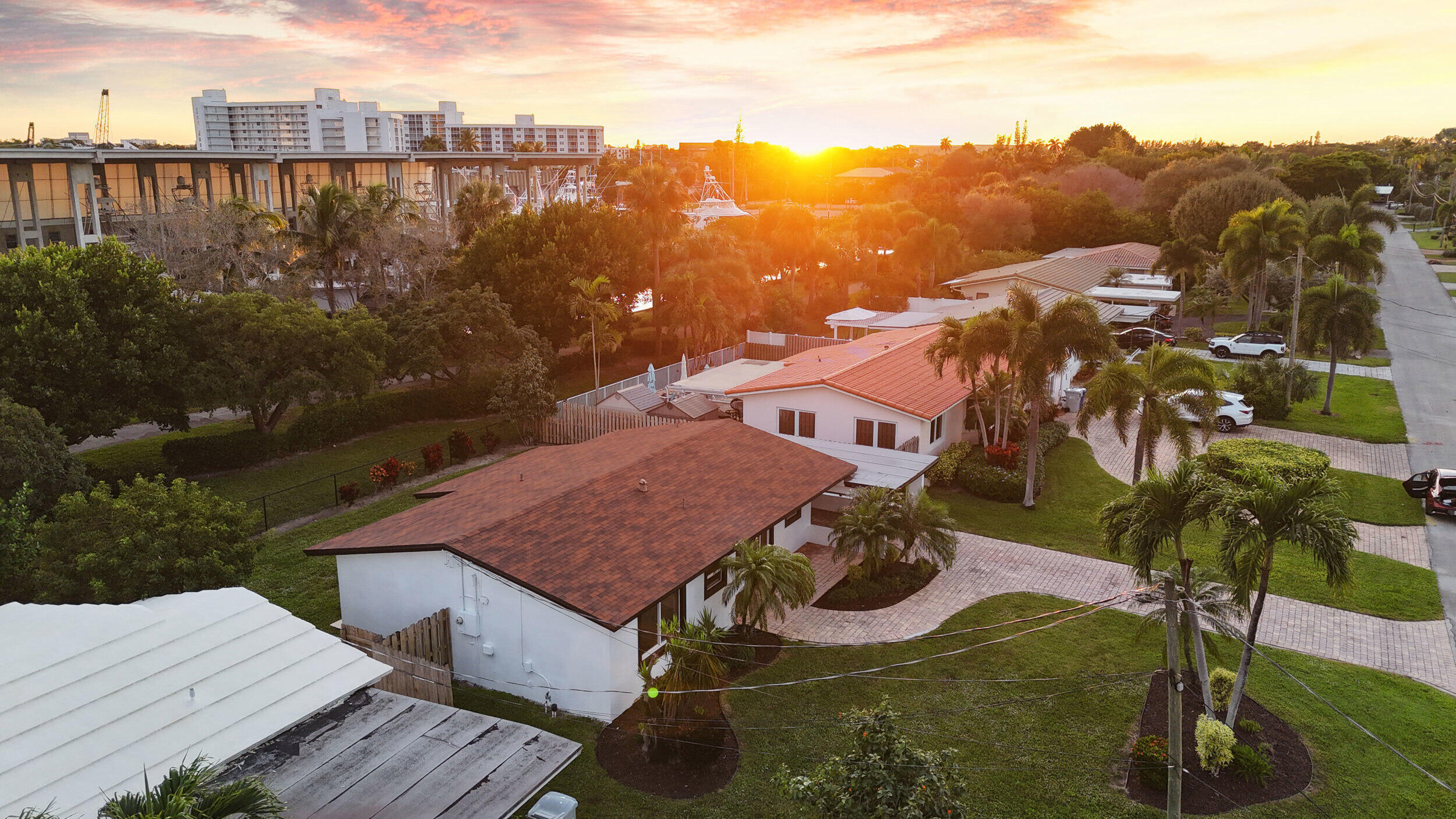 2940 NE 18th Pompano Beach, FL 33062