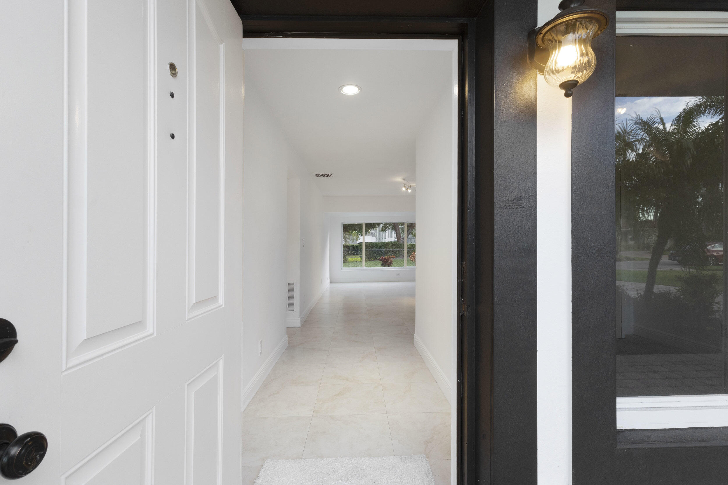 2940 NE 18th Pompano Beach, FL 33062