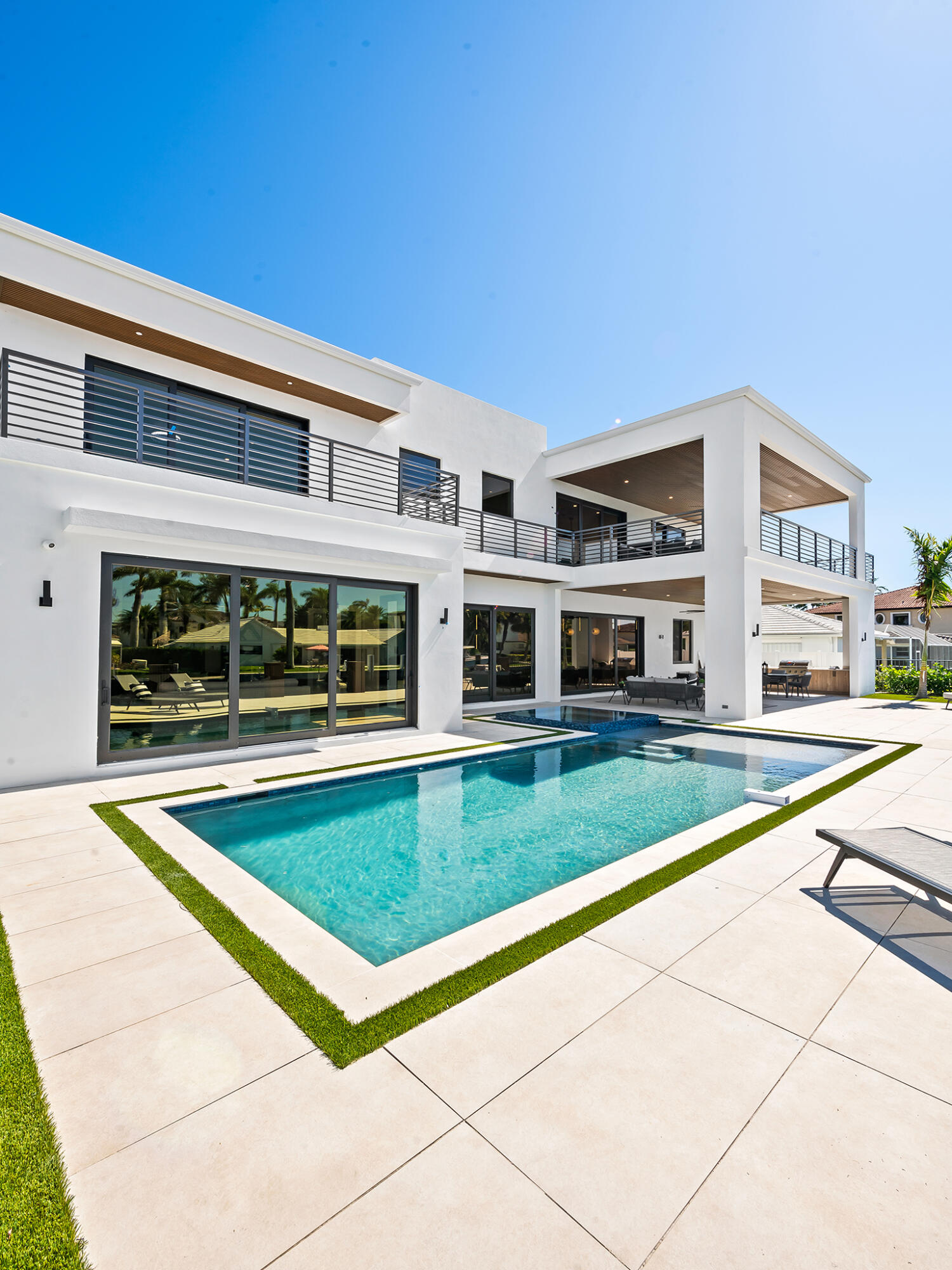 3110 NE 59th Fort Lauderdale, FL 33308