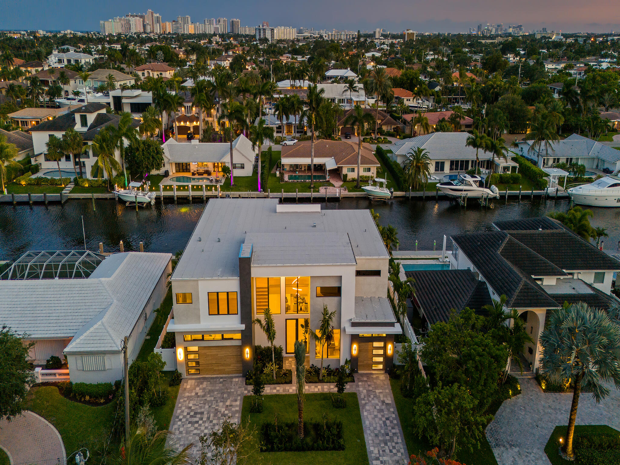 3110 NE 59th Fort Lauderdale, FL 33308